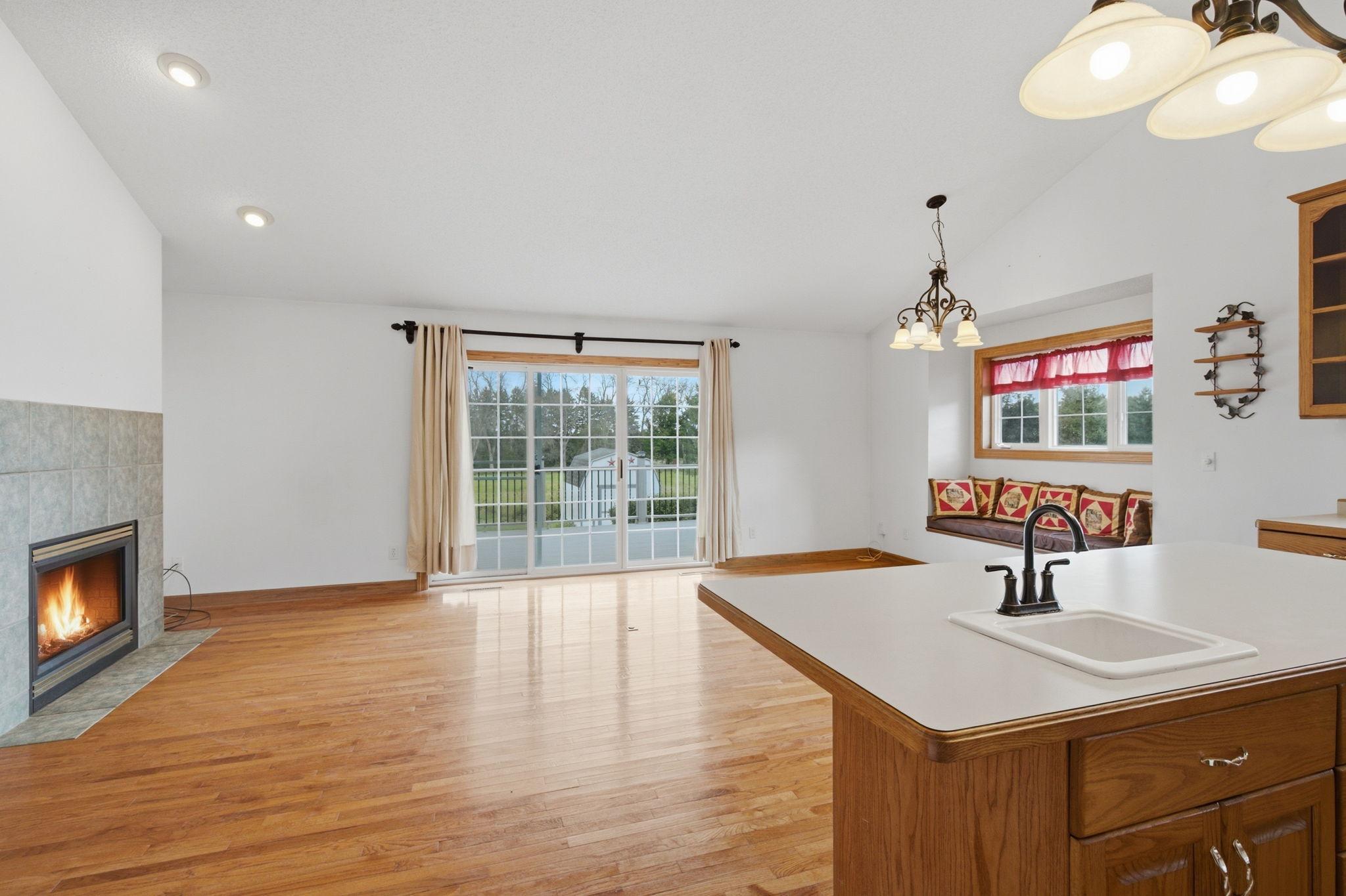 109 Anglewood Dr, Kenyon, MN 55946