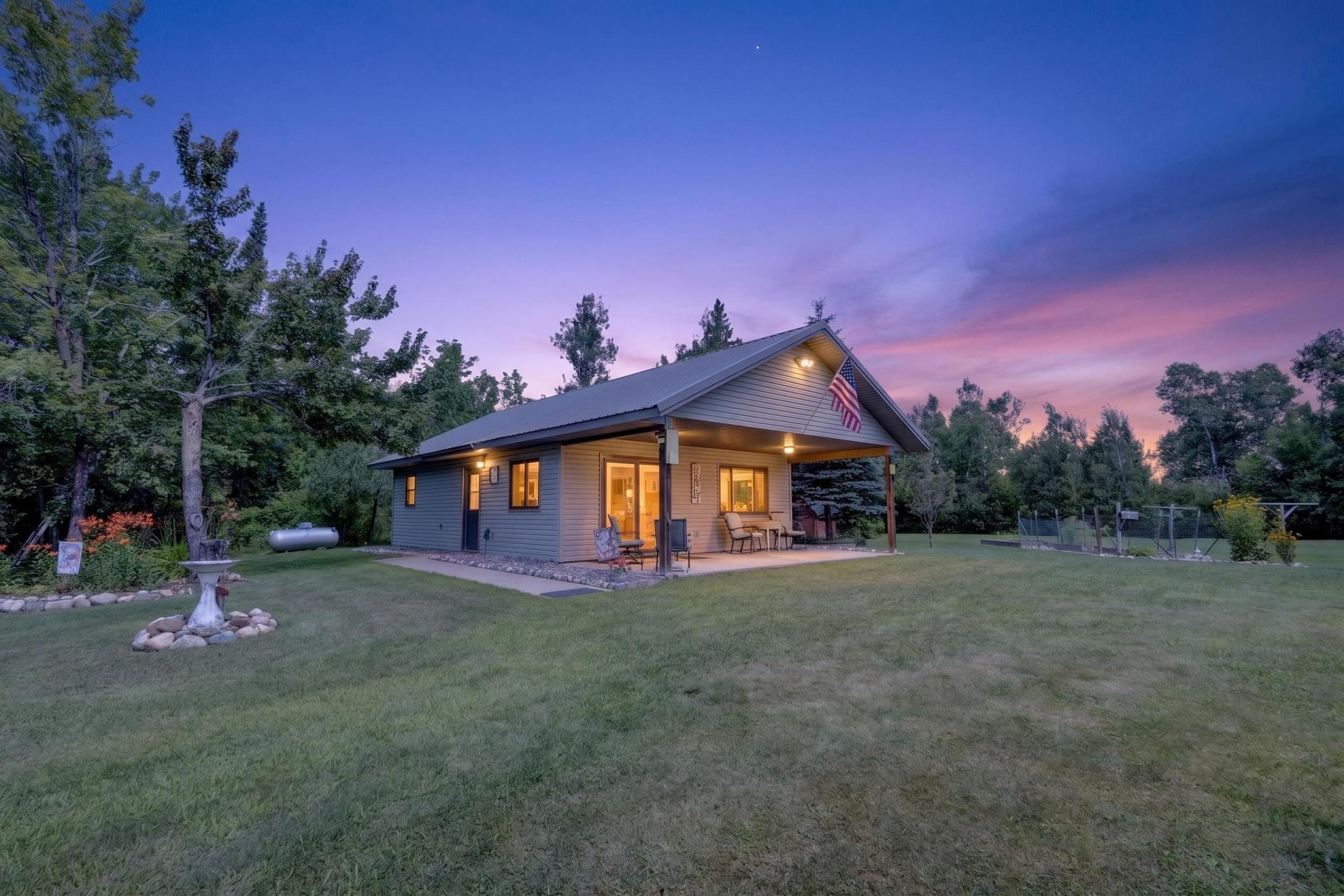 12502 Van Horn Rd, Floodwood, MN 55736