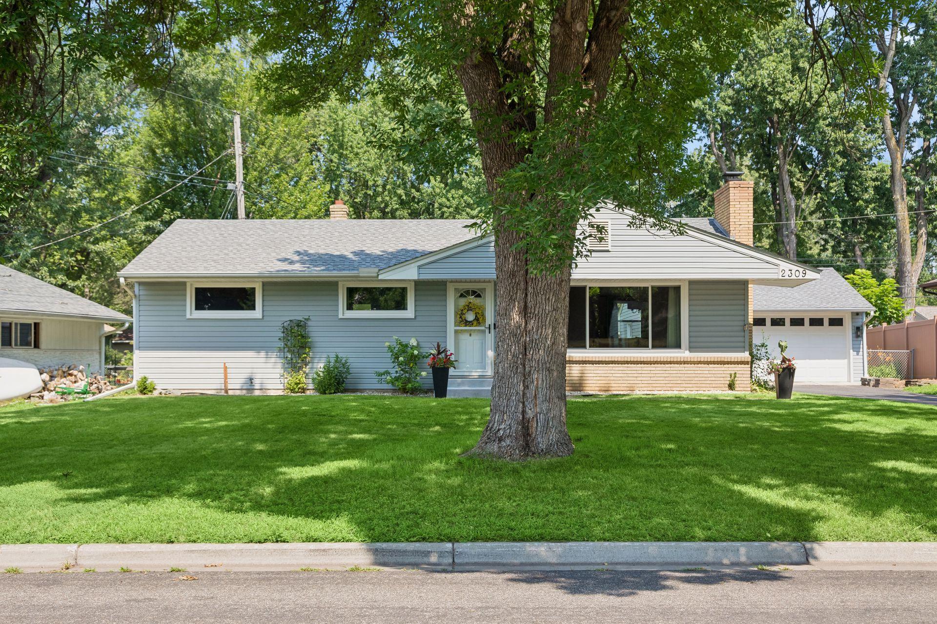 2309 Dorothy Ave, White Bear Lake, MN 55110