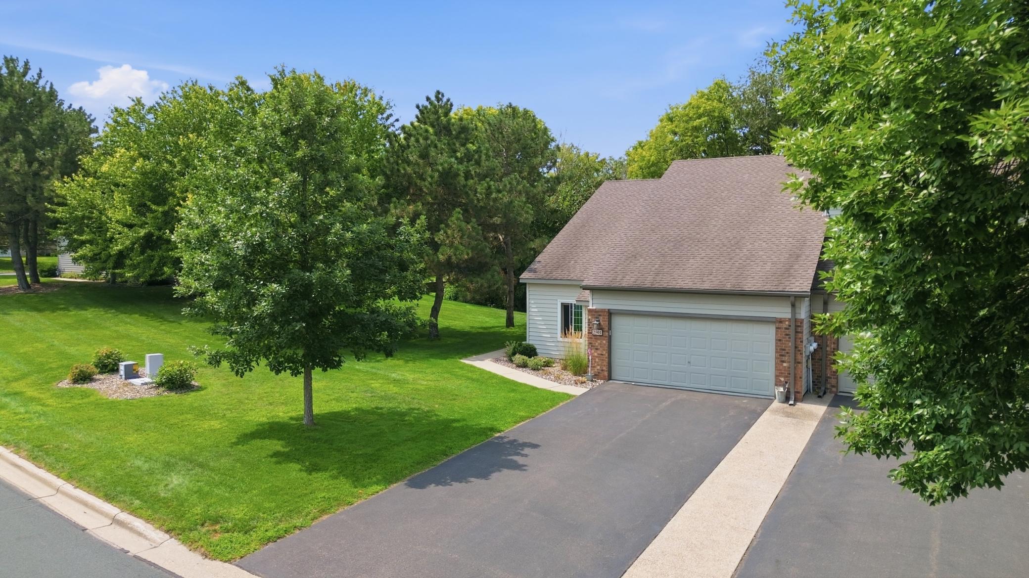 2501 Lockwood Dr #60, Mendota Heights, MN 55120