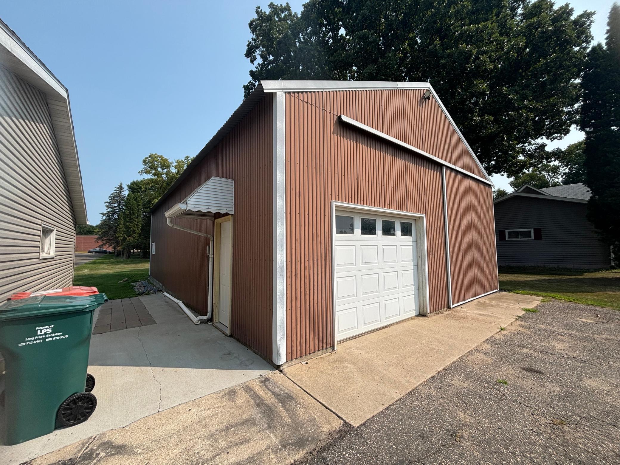 430 5th St W, Browerville, MN 56438