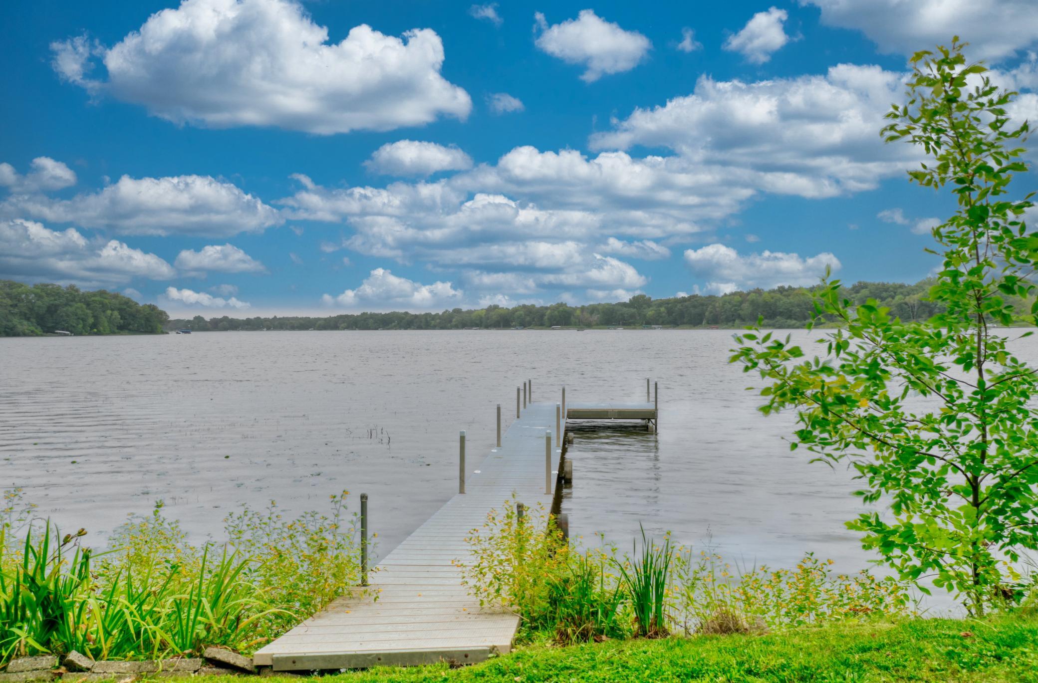 25253 W Comfort Dr, Forest Lake, MN 55025