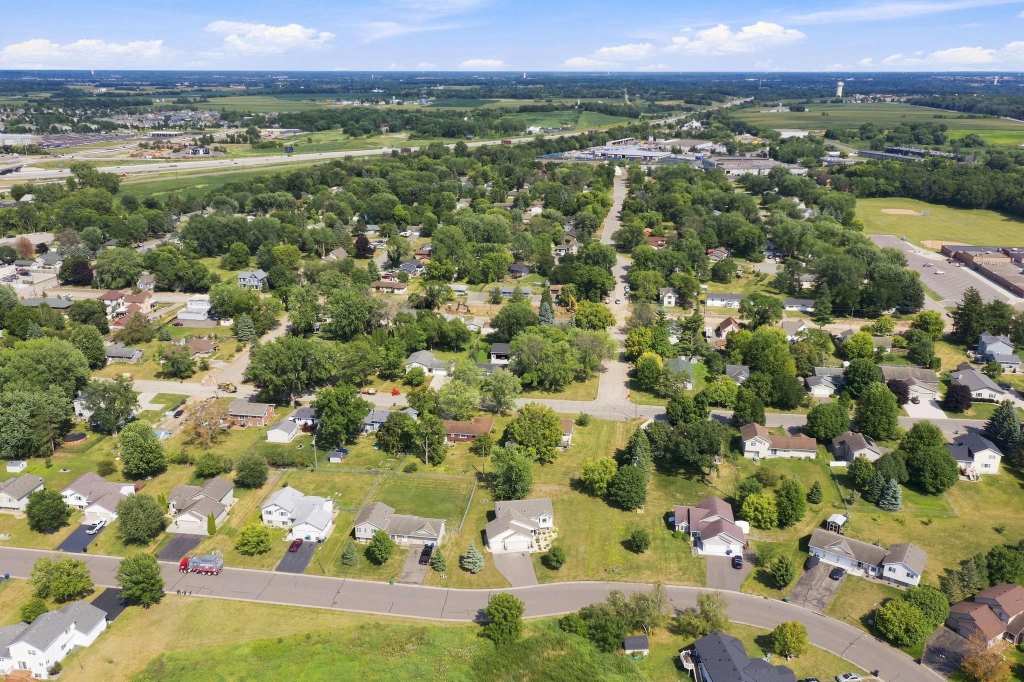 5522 Lambert Ave NE, Albertville, MN 55301