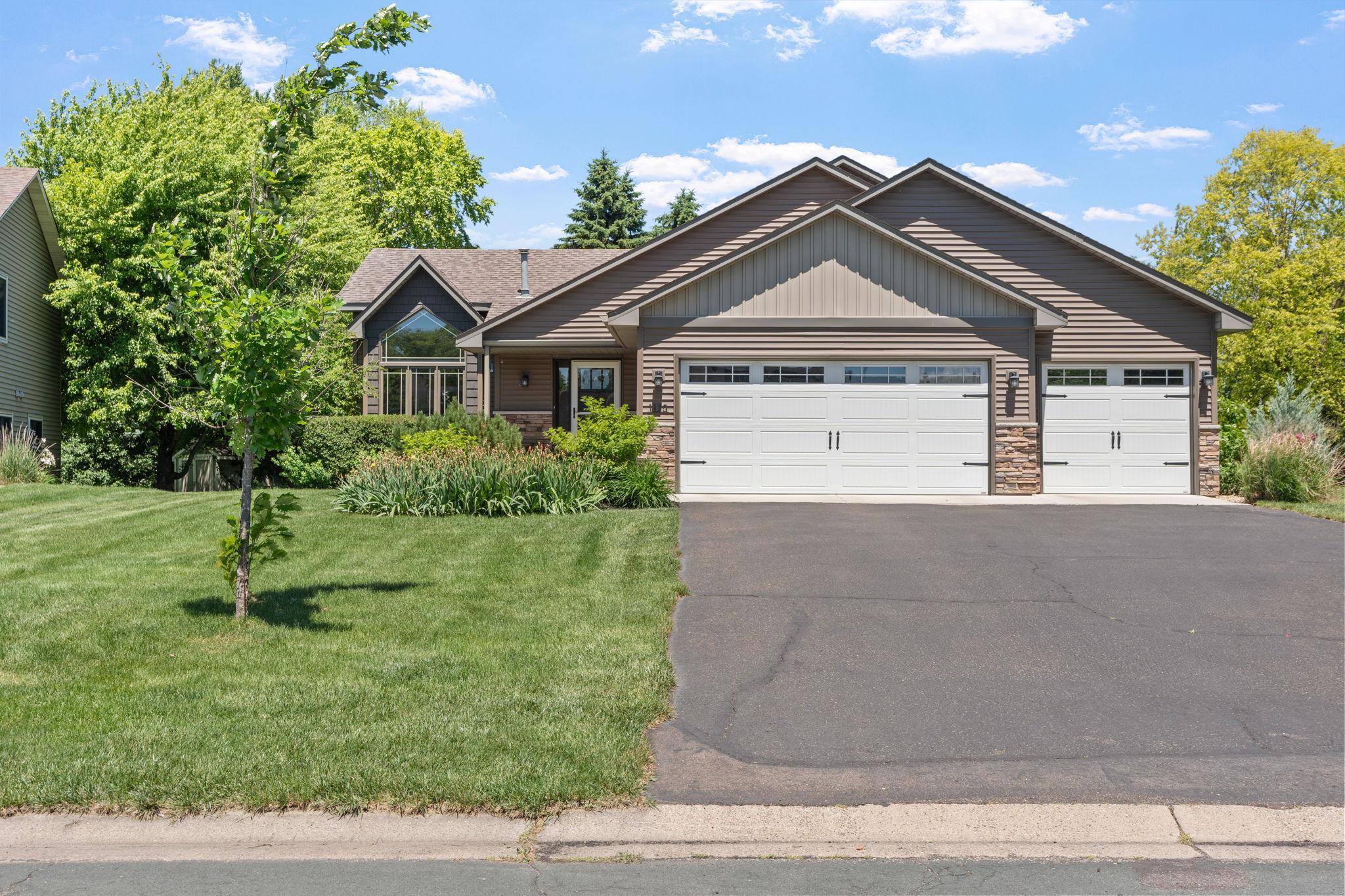 1173 Ruffed Grouse Ct, Lino Lakes, MN 55014