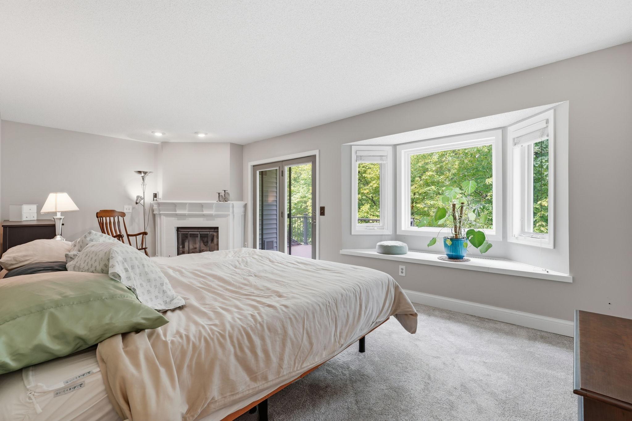 3676 Widgeon Way, Eagan, MN 55123