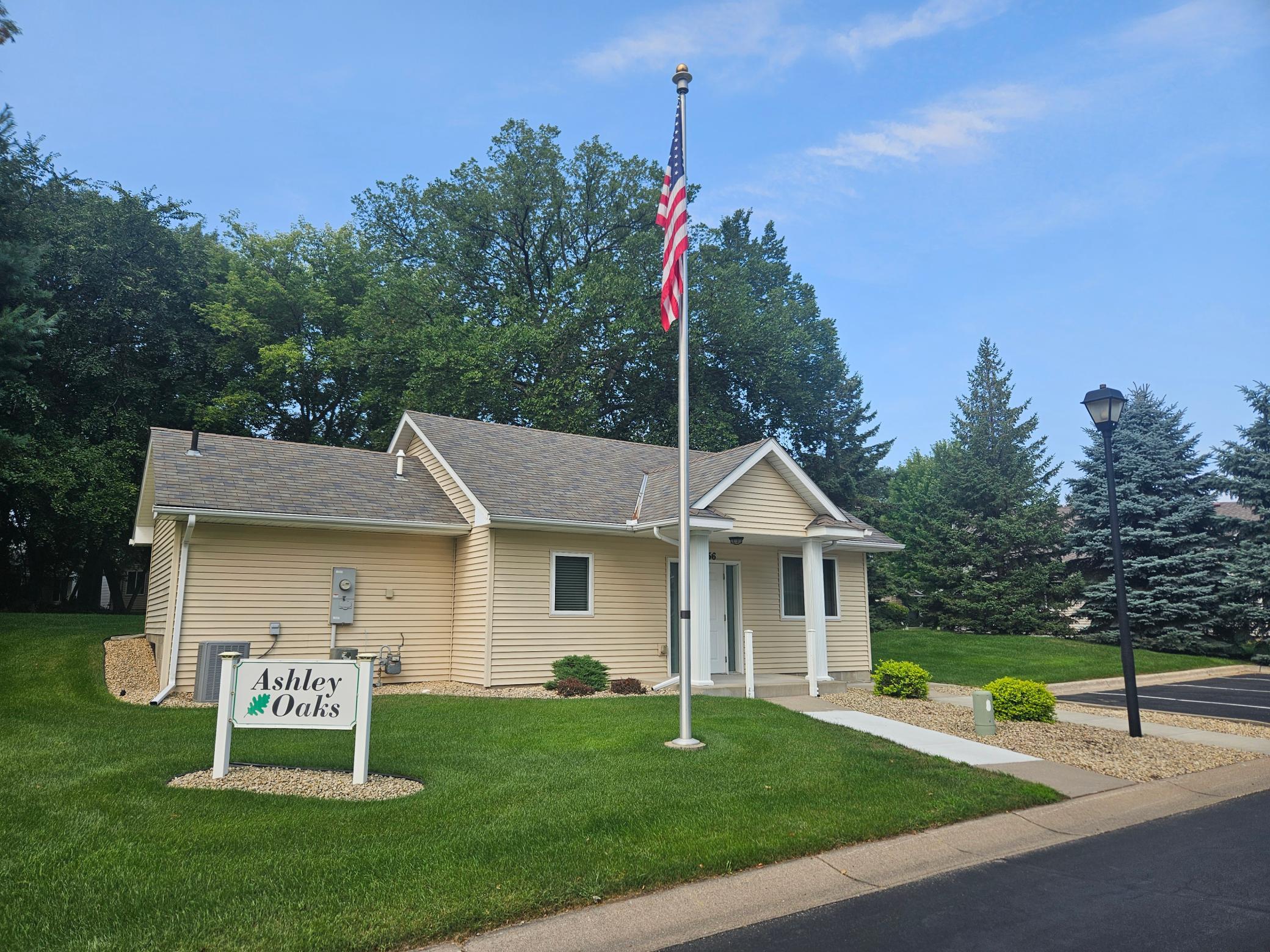 12554 Thrush St NW, Coon Rapids, MN 55448