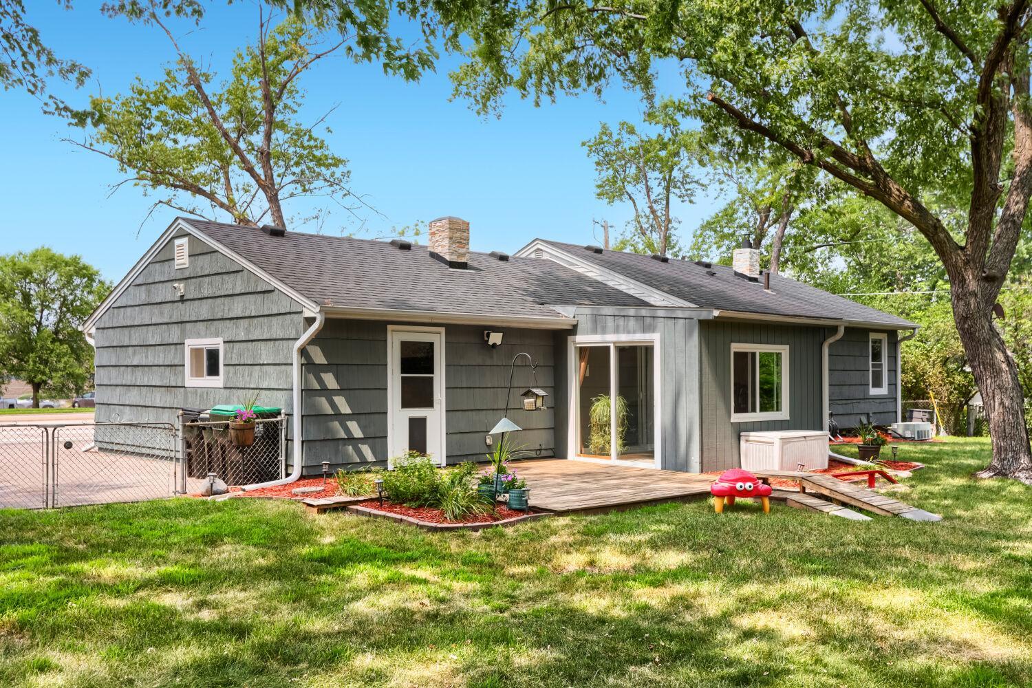 10241 Foley Blvd NW, Coon Rapids, MN 55448