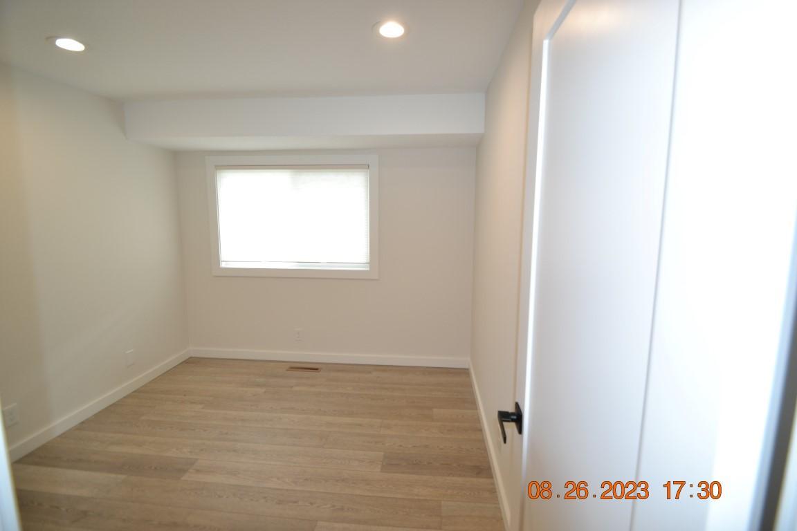 10452 Decatur Ave S, Bloomington, MN 55438