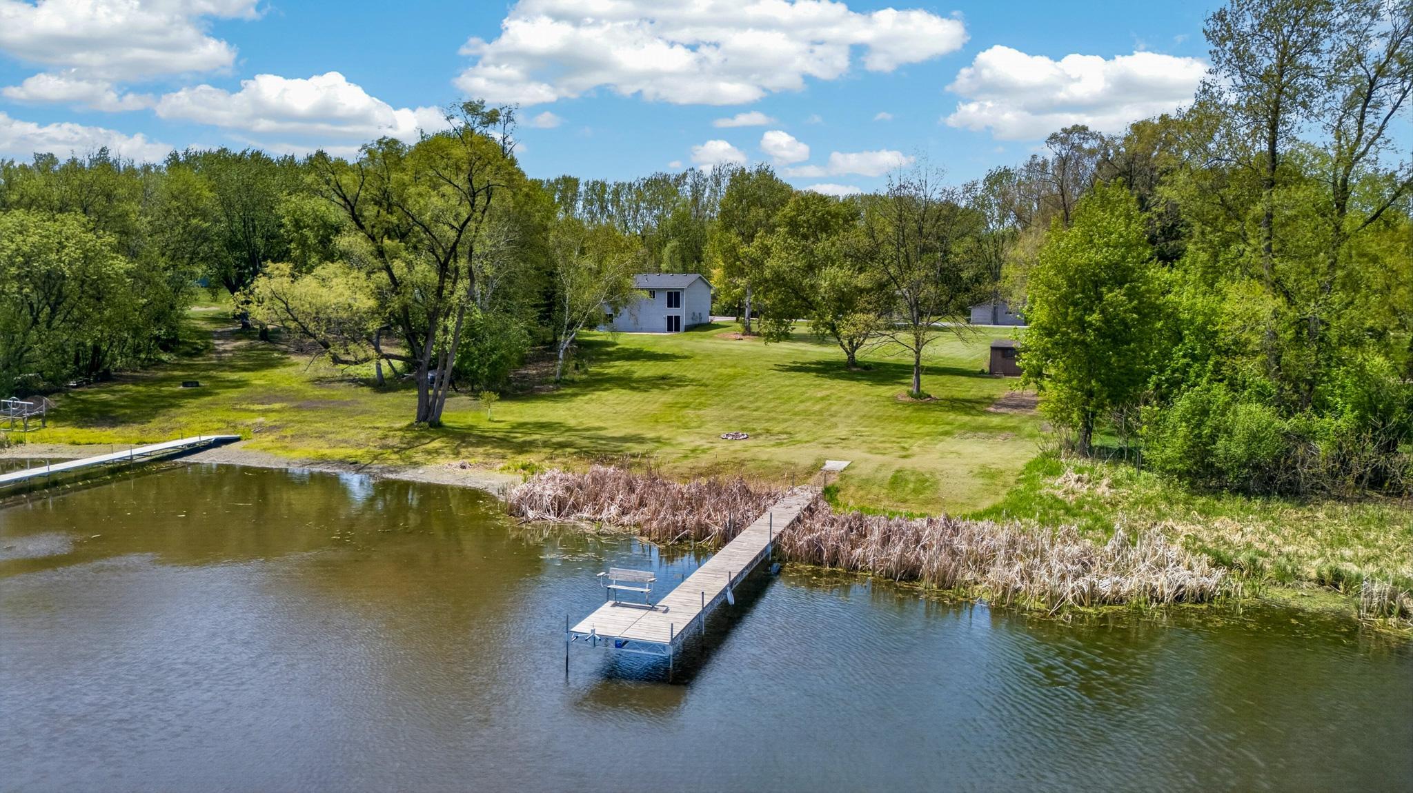 33067 Nueman Trl, Lindstrom, MN 55045