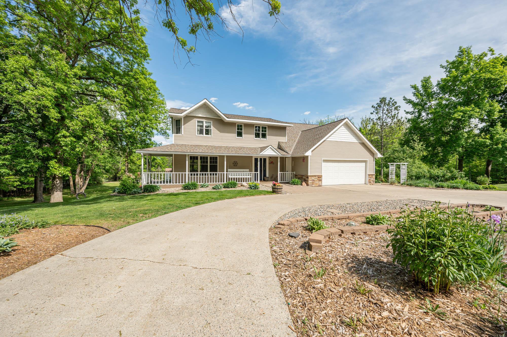 23259 Lampi Rd, Cohasset, MN 55721