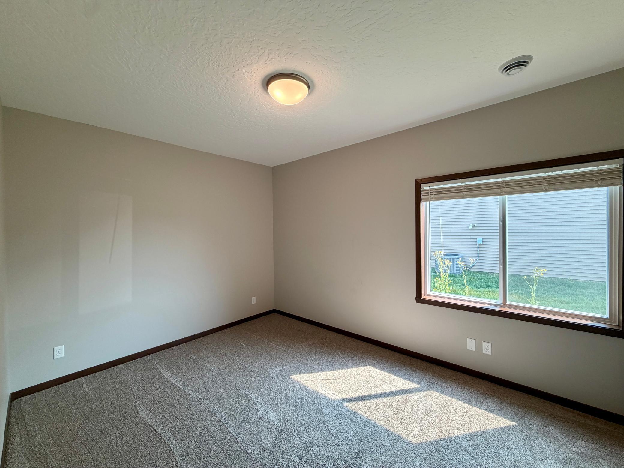1506 6 Ave NE, Dilworth, MN 56529