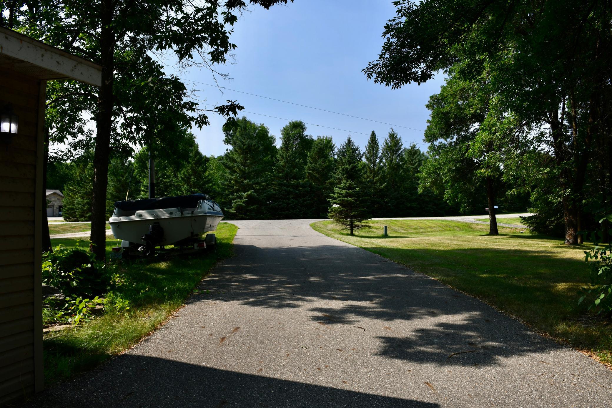 22273 Peterson Ln, Detroit Lakes, MN 56501