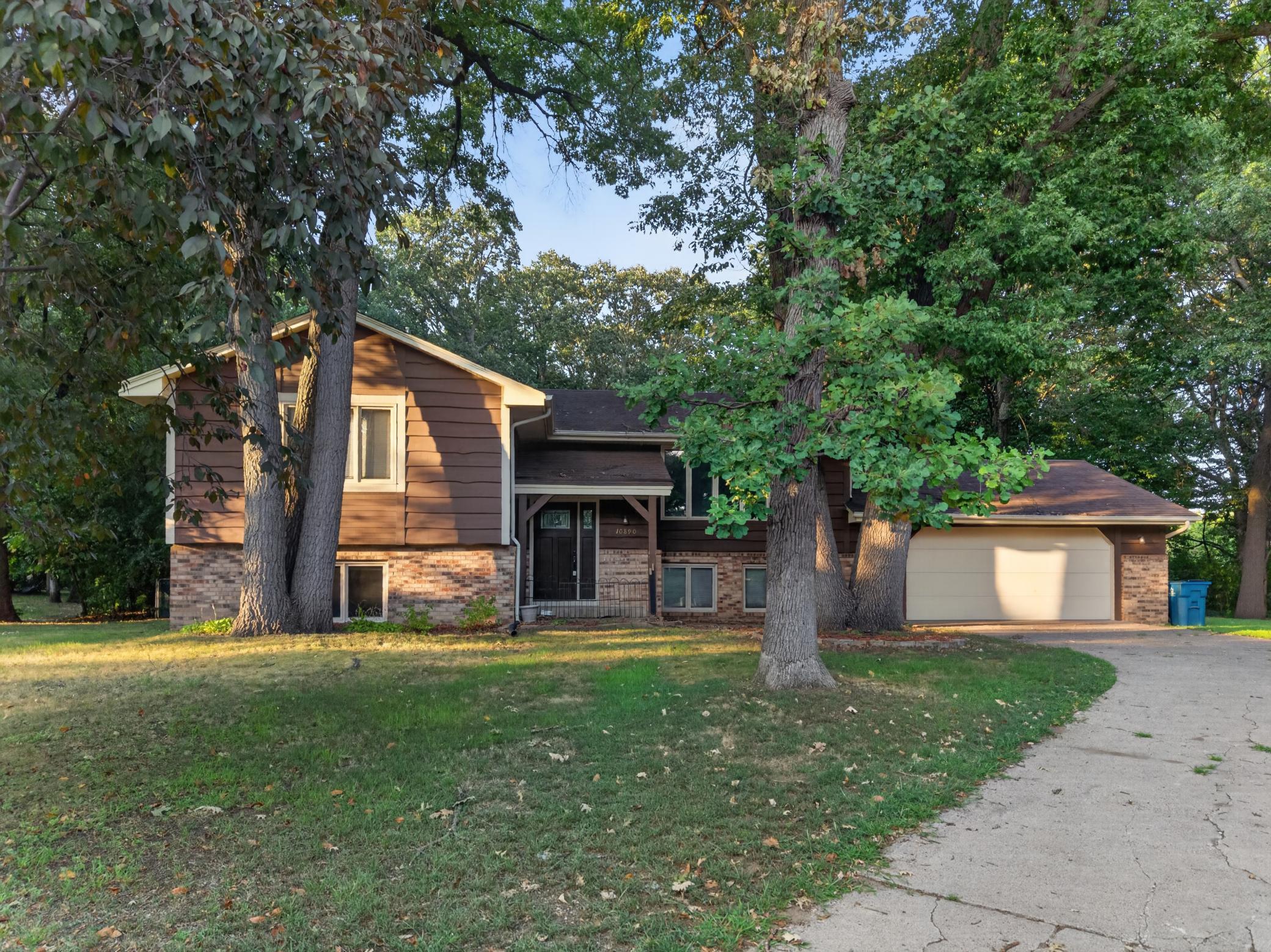 10890 133rd Cir N, Champlin, MN 55316