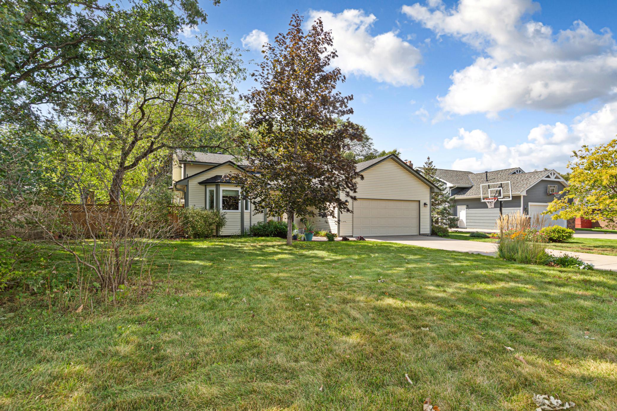11770 Redwood St NW, Coon Rapids, MN 55448