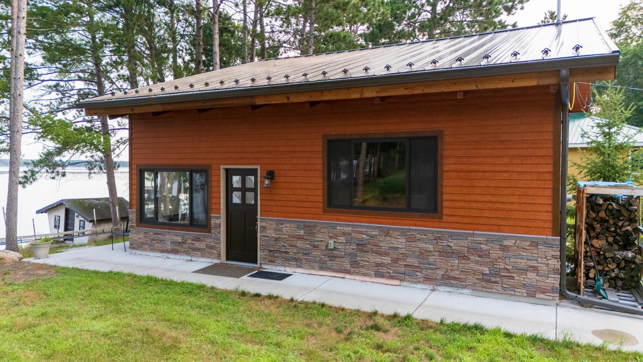 33481 S Upper Hay Dr, Pequot Lakes, MN 56472