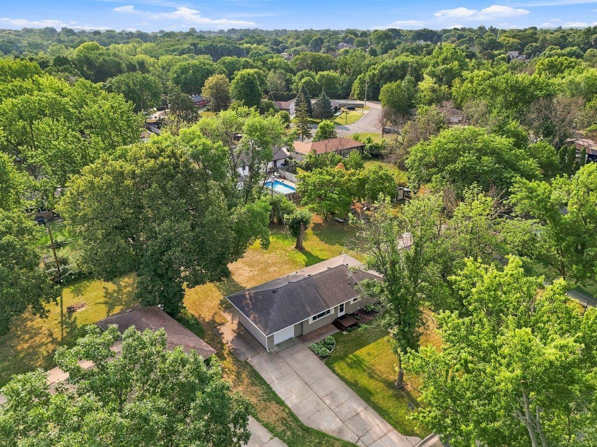 2005 Maple St, Hastings, MN 55033