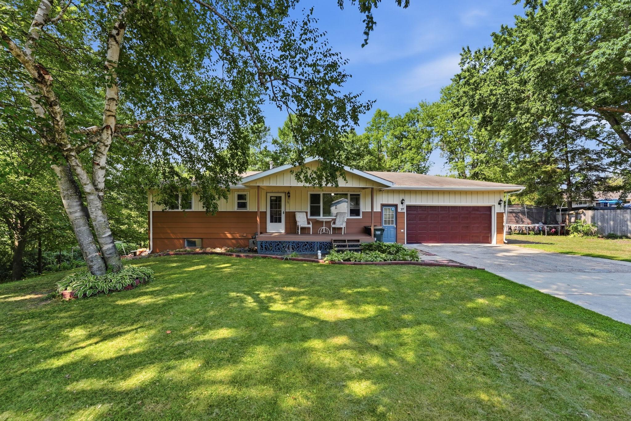 317 9th Ave S, Cold Spring, MN 56320