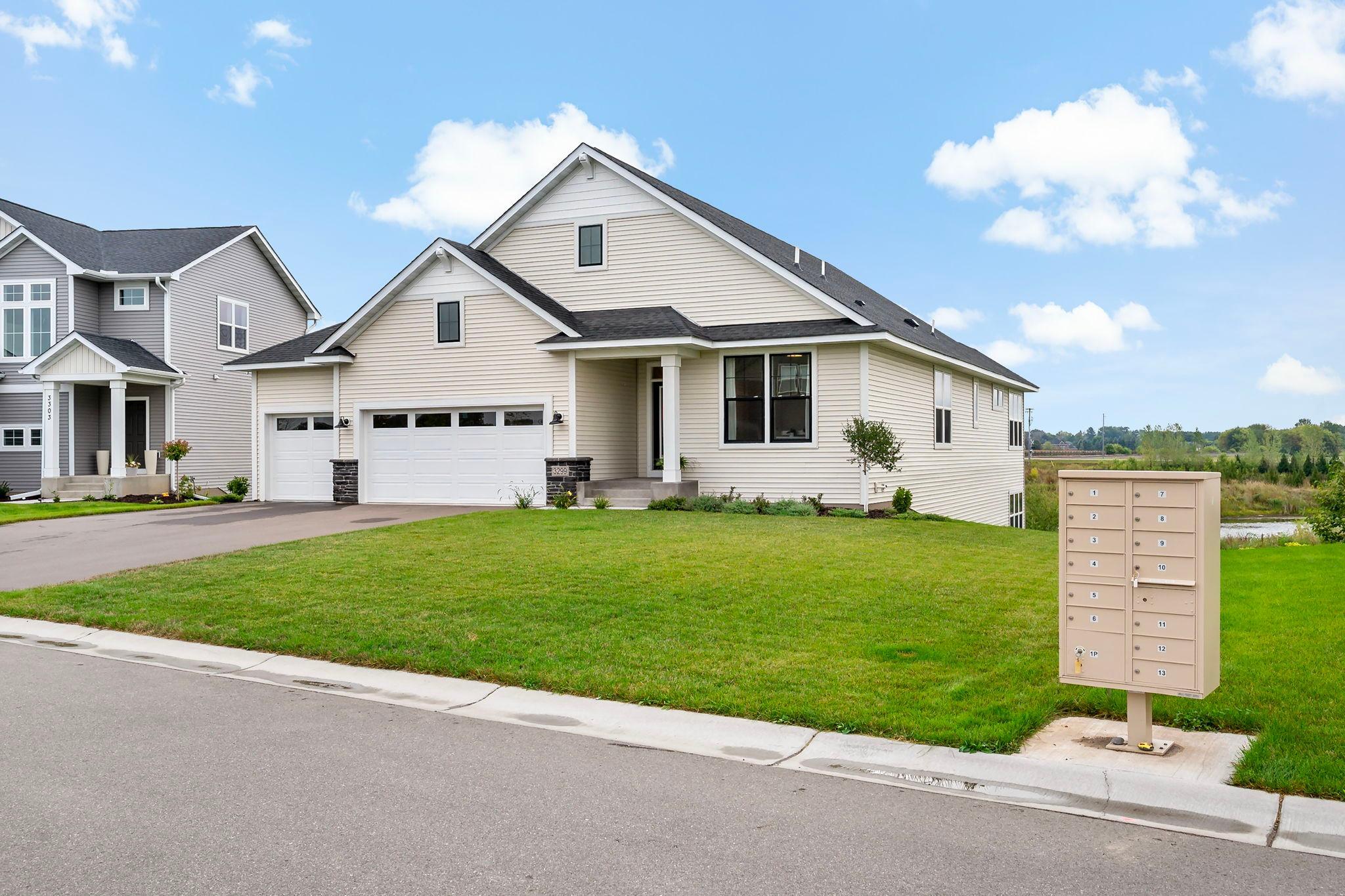 3299 Linden Avenue Ct N, Lake Elmo, MN 55042