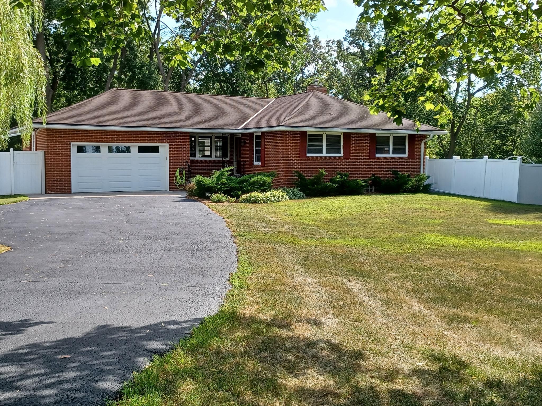 12561 Point Douglas Dr S, Hastings, MN 55033