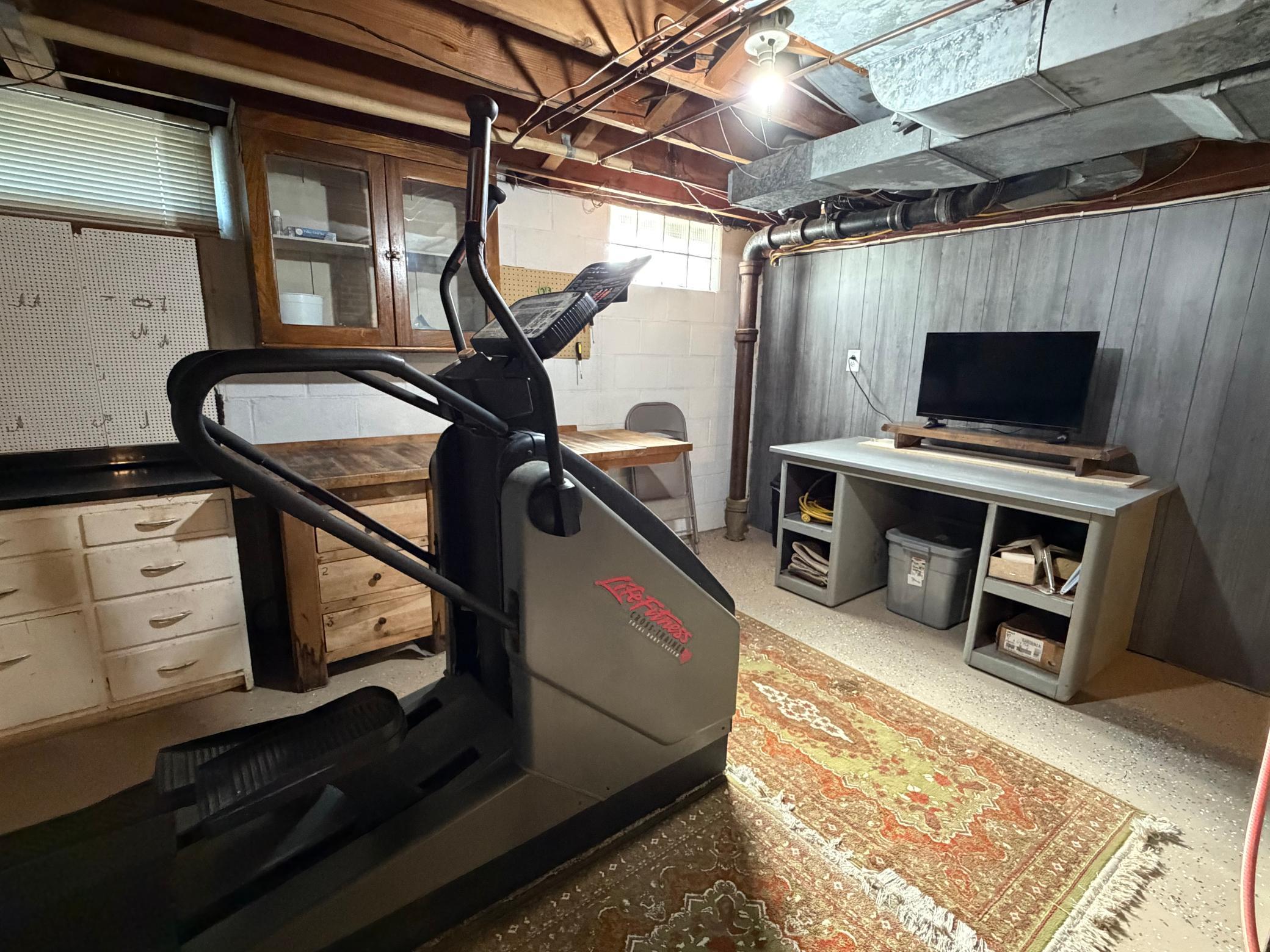 1008 Boxelder St, Mountain Lake, MN 56159