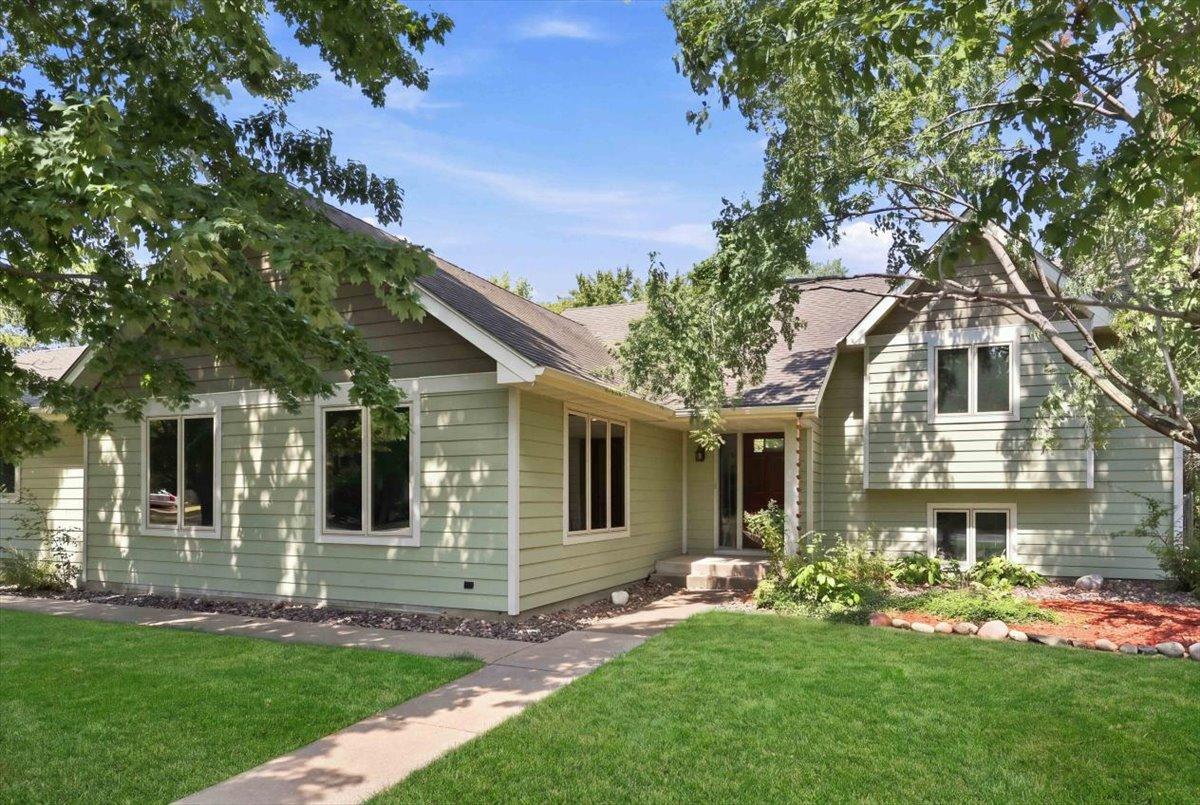 704 Bean Ave, Mora, MN 55051