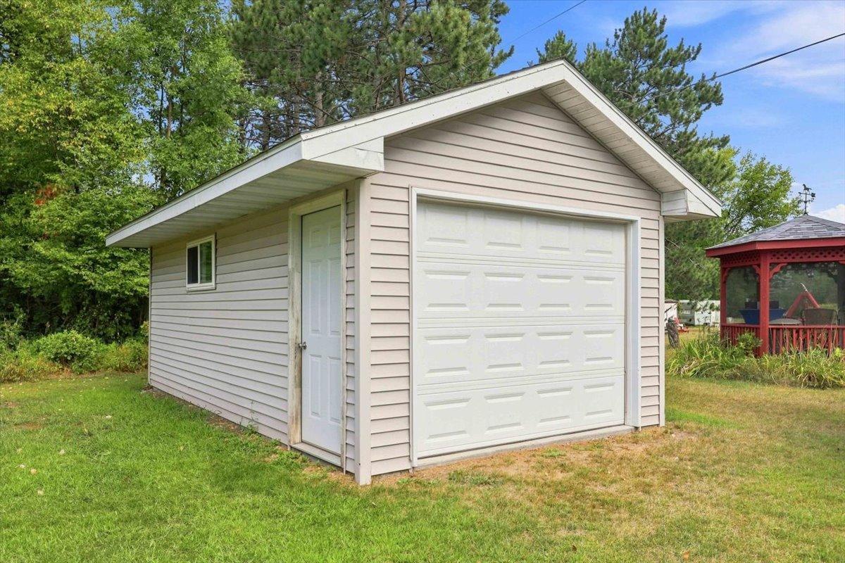 704 Bean Ave, Mora, MN 55051