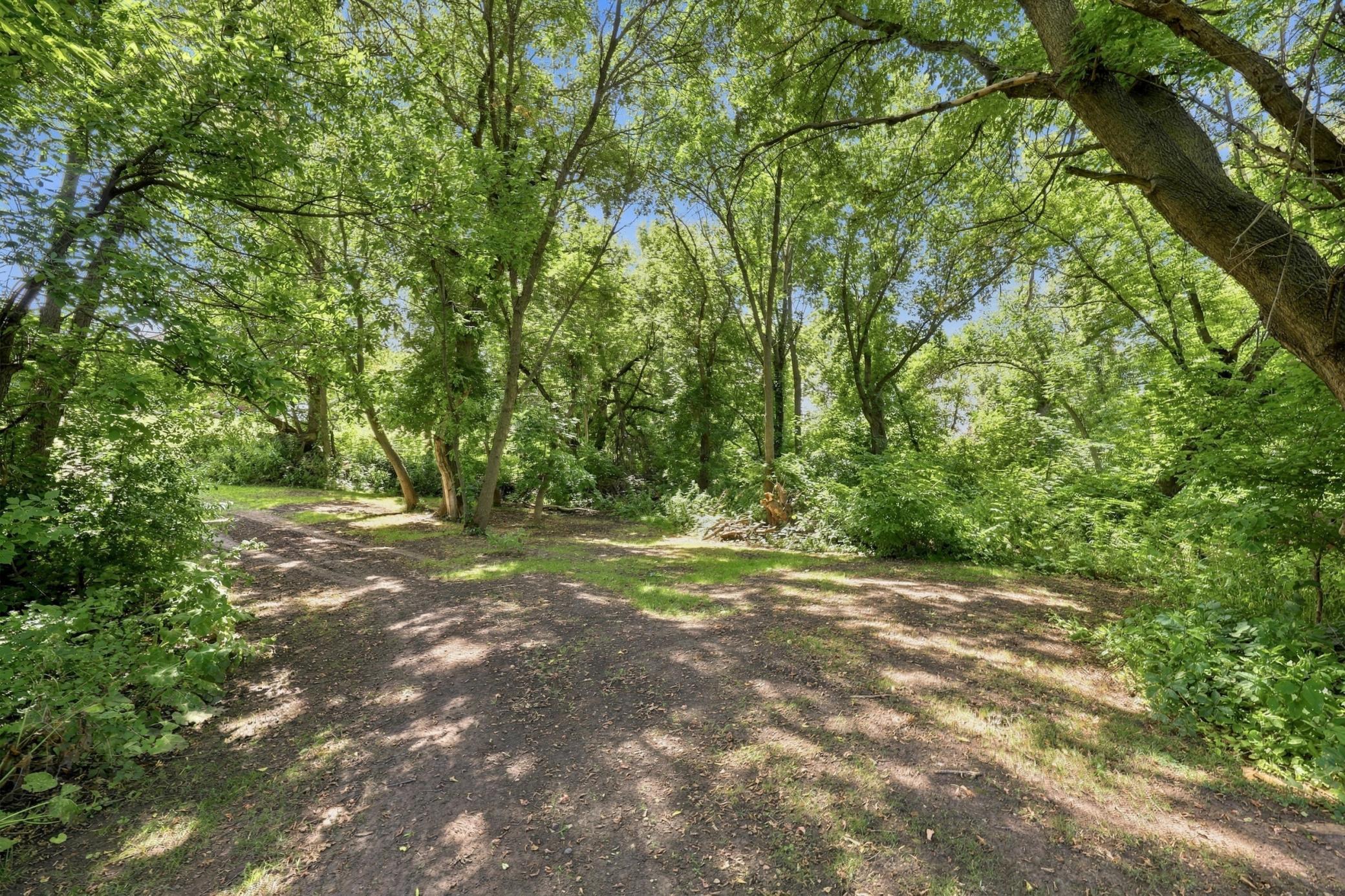 45881 County Highway 21, Barnesville, MN 56514
