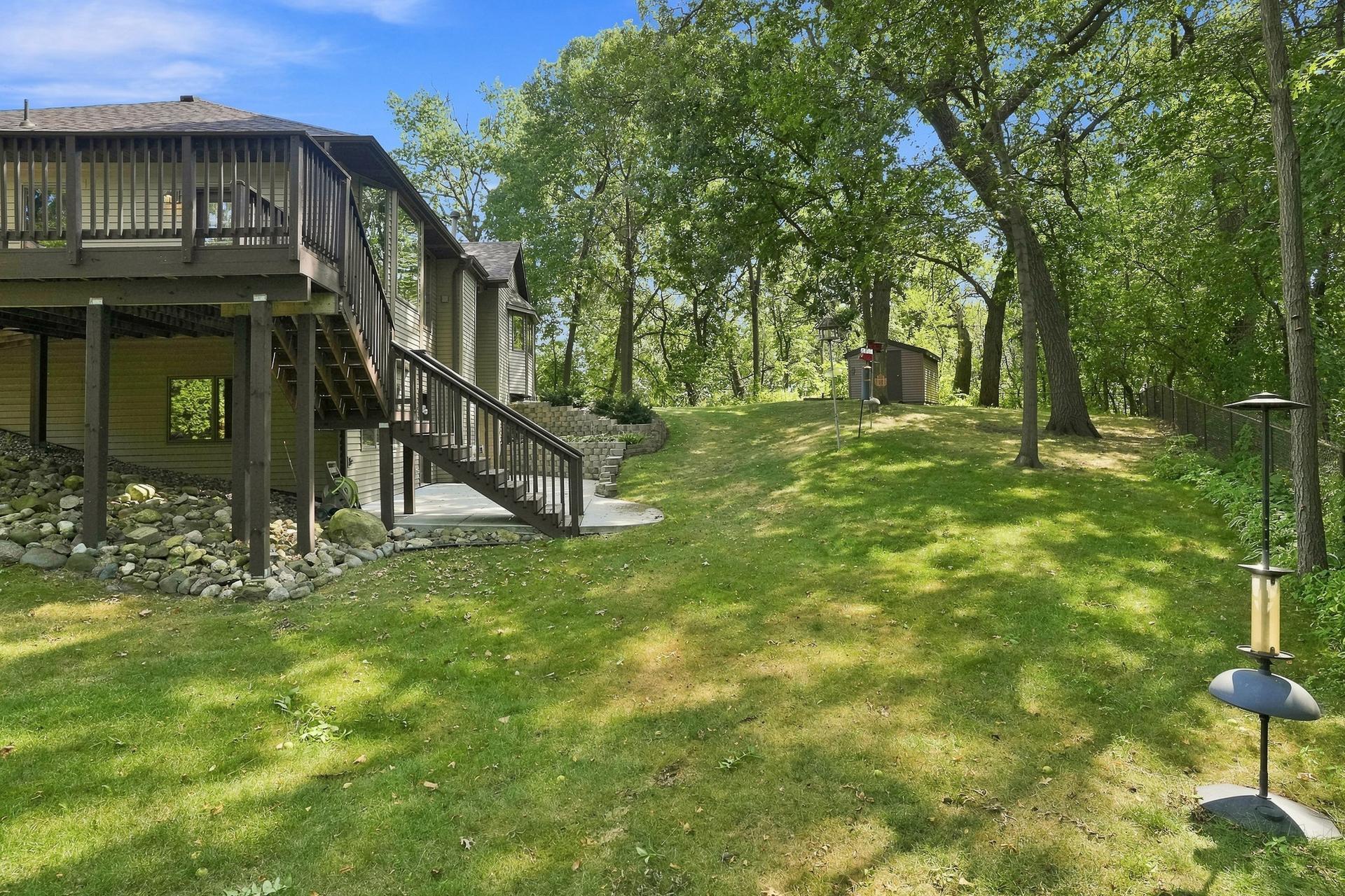 6973 4th Street Cir N, Oakdale, MN 55128