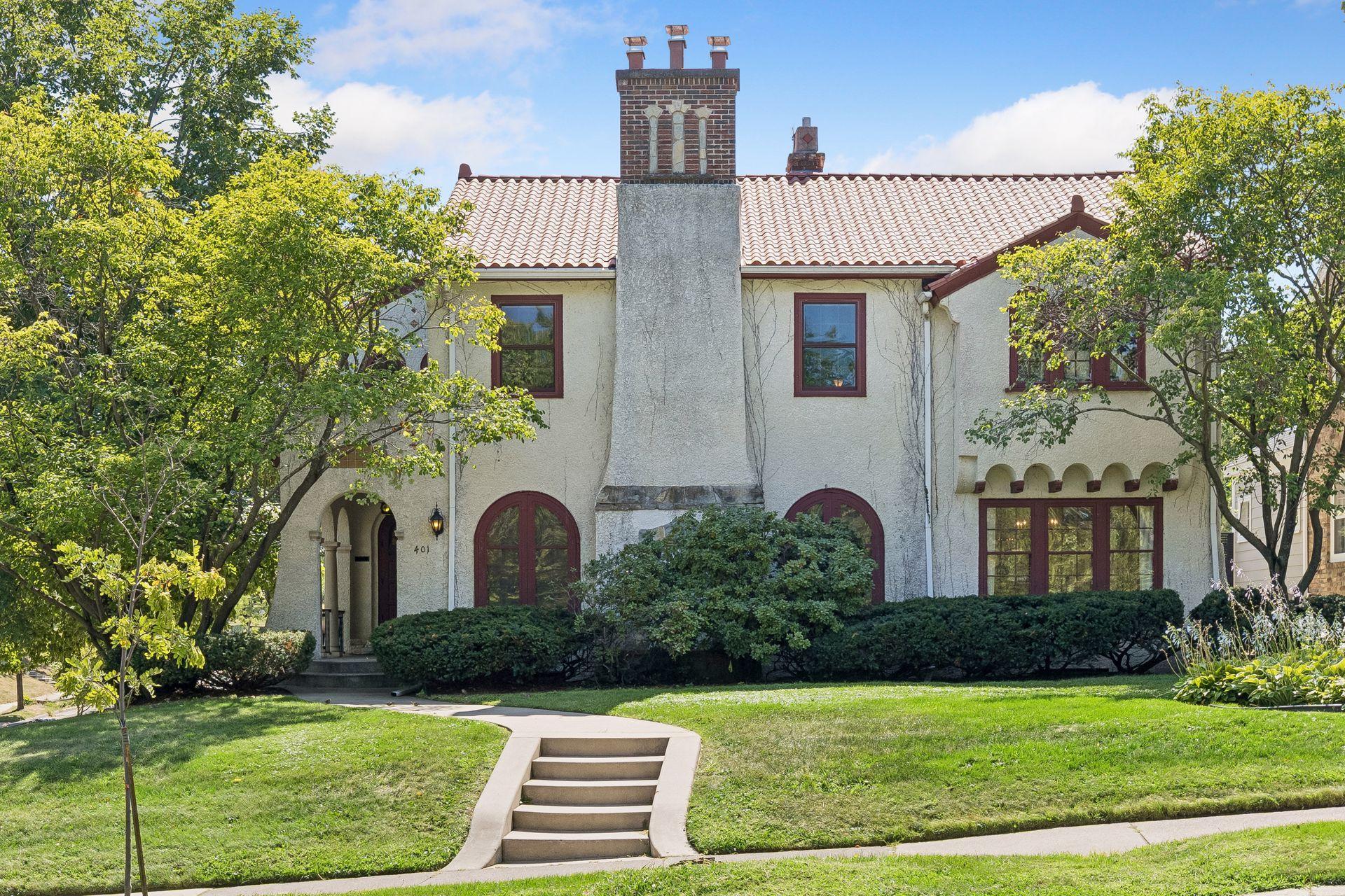 401 W Minnehaha Pw, Minneapolis, MN 55419