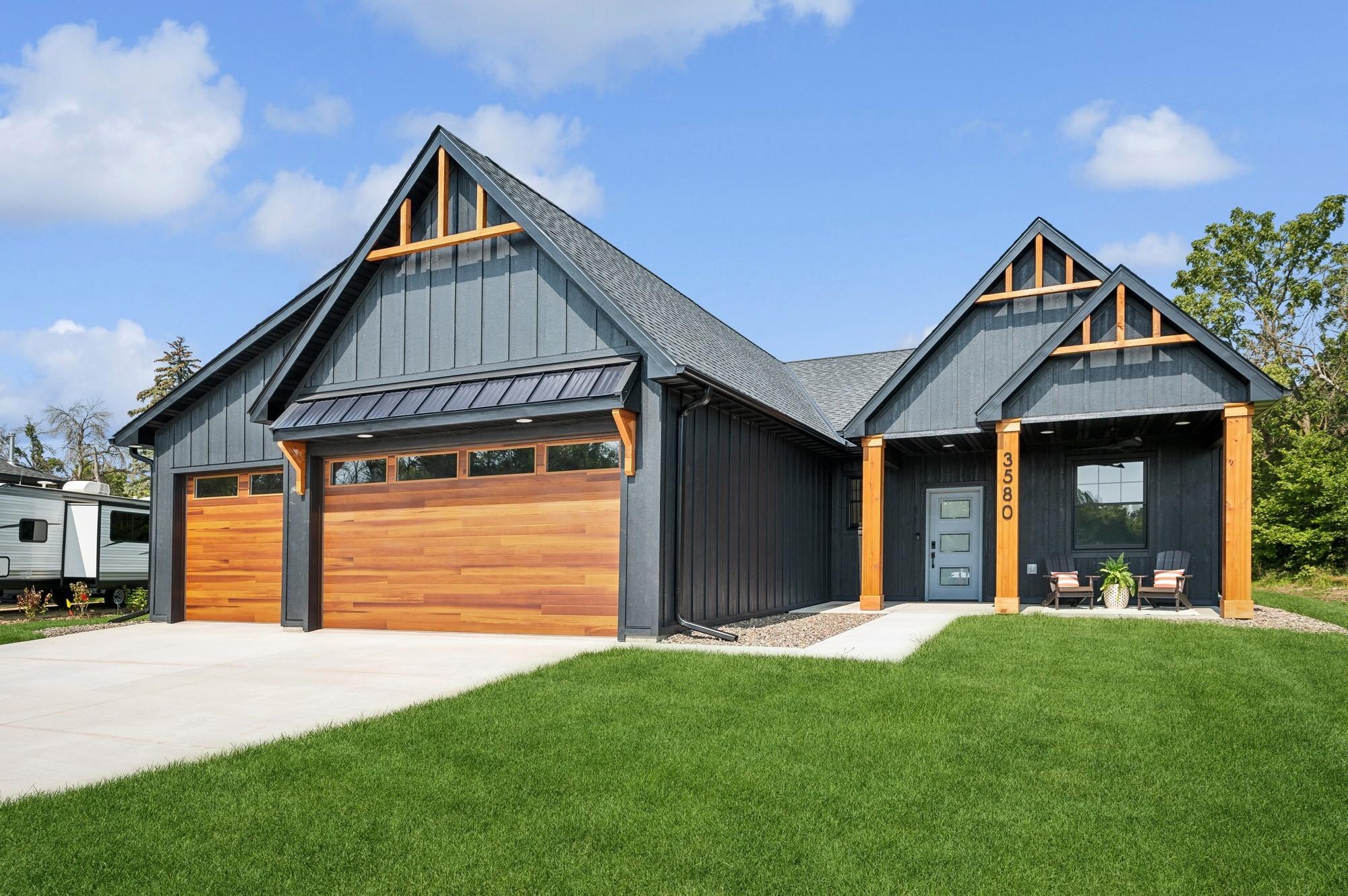 3580 Rooney Pl, White Bear Lake, MN 55110