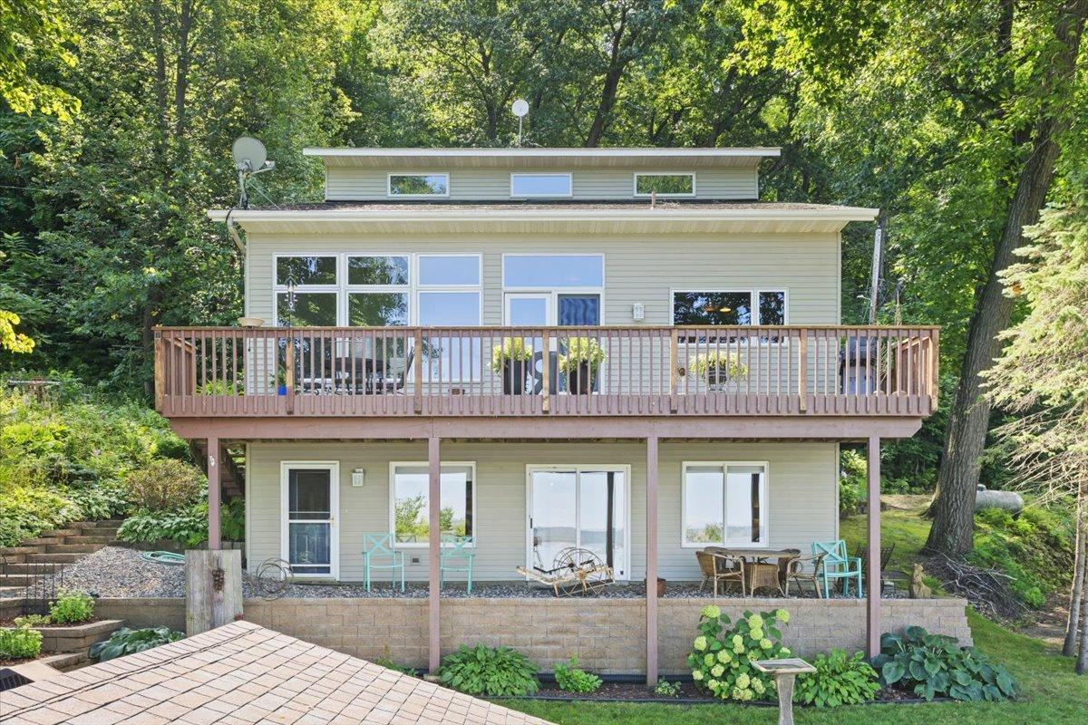 71024 246th Ave, Lake City, MN 55041