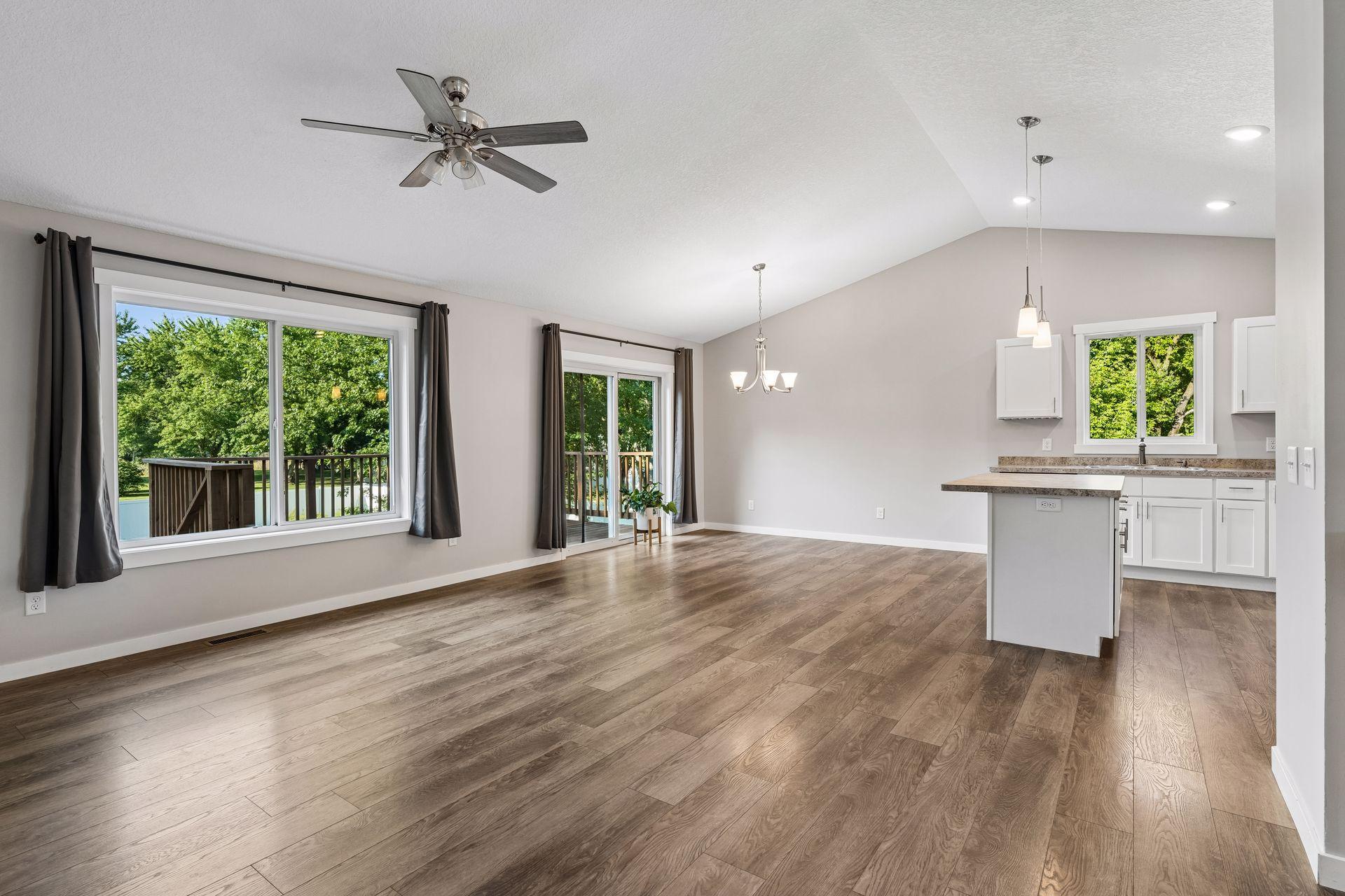 540 Lois Ln, Lino Lakes, MN 55014
