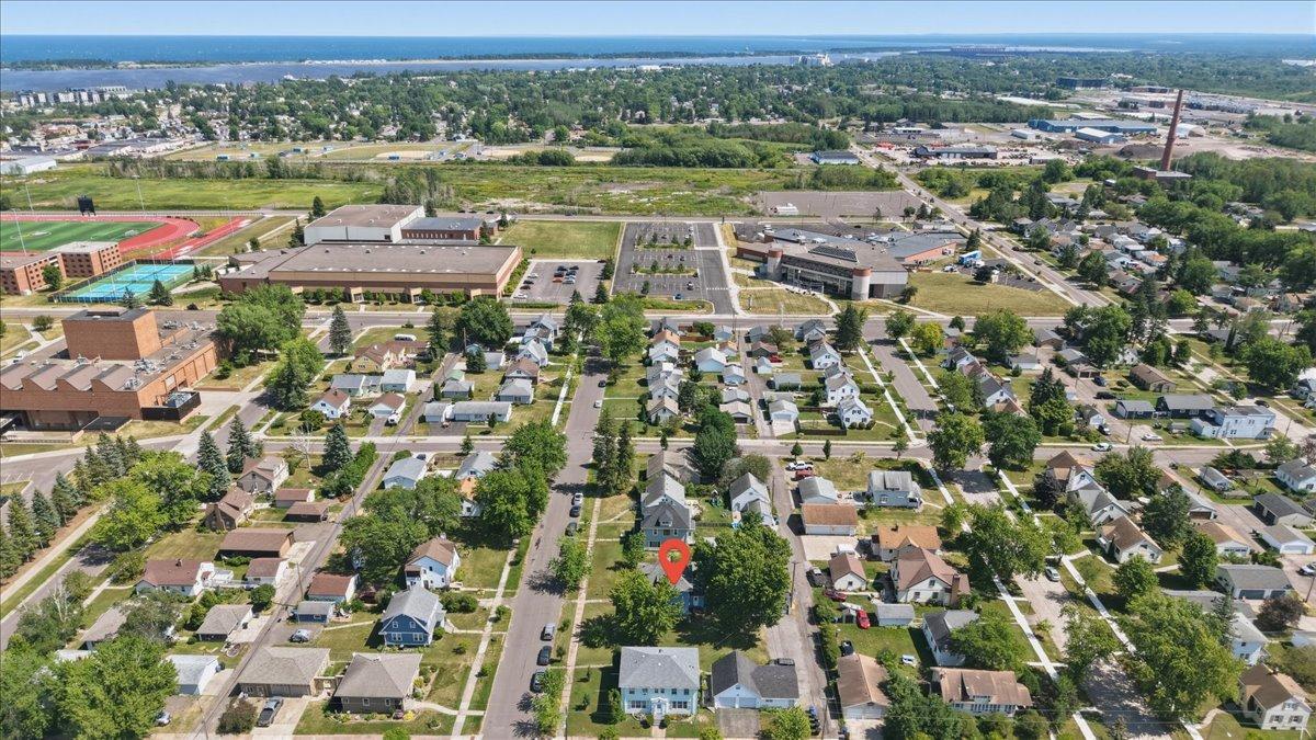 814 N 20th St, Superior, WI 54880