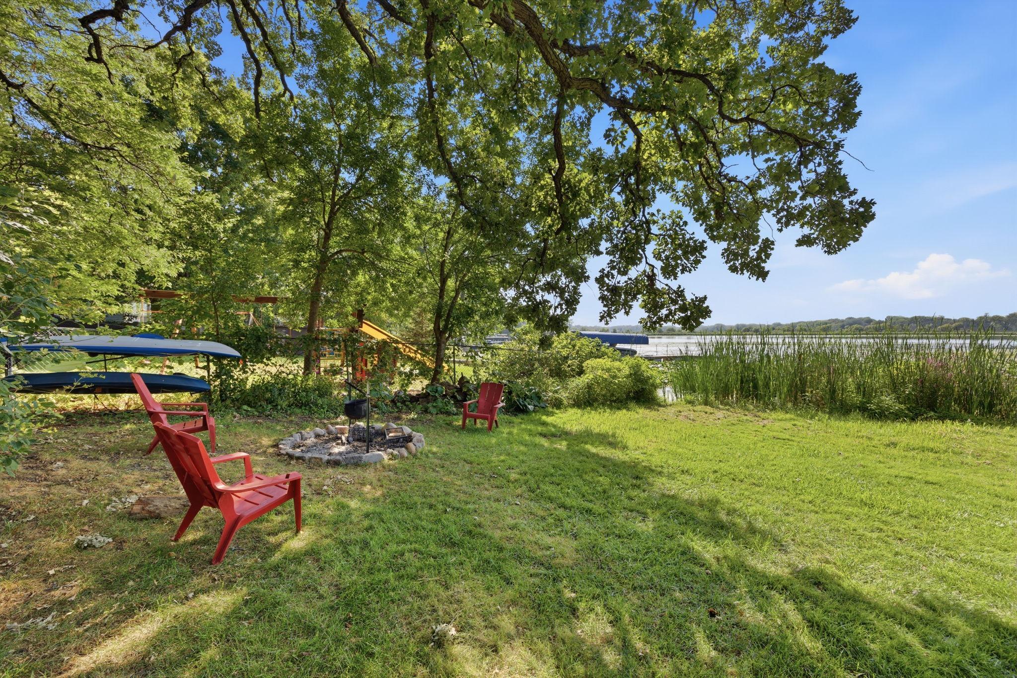 6247 Eagle Lake Dr, Maple Grove, MN 55369
