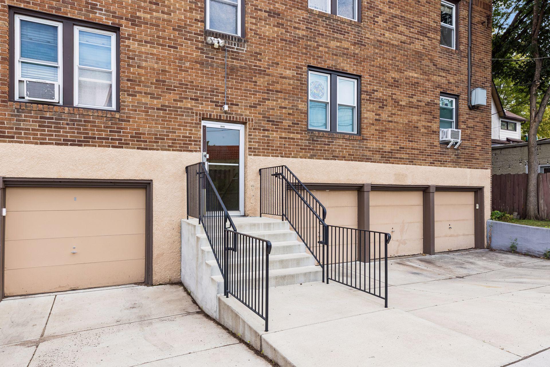 3948 1st Ave S #201, Minneapolis, MN 55409