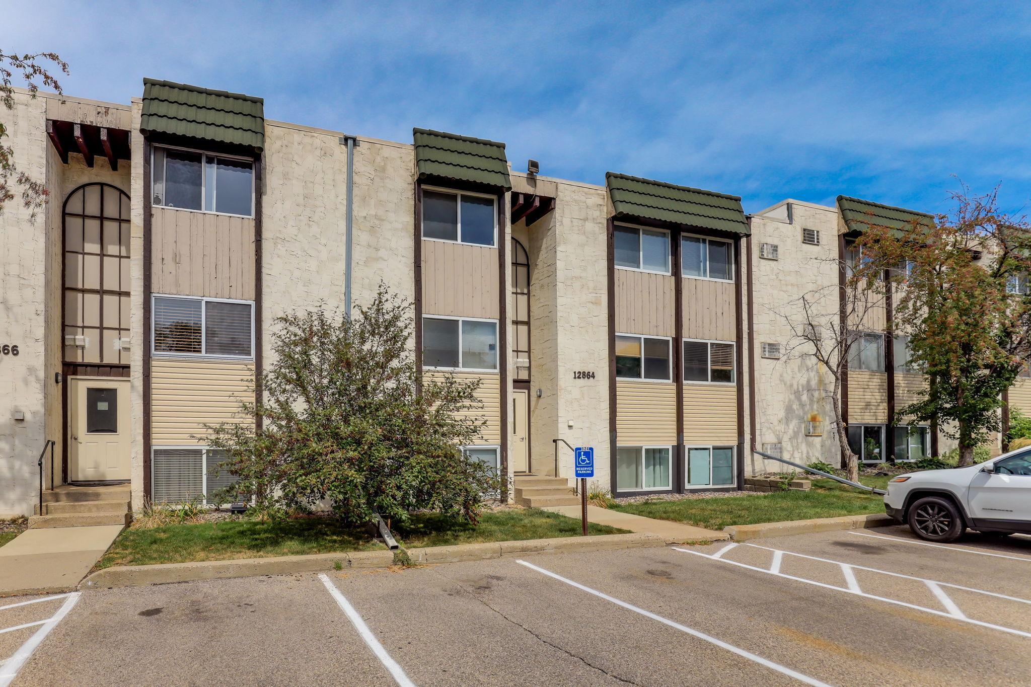 12864 Nicollet Ave #202, Burnsville, MN 55337