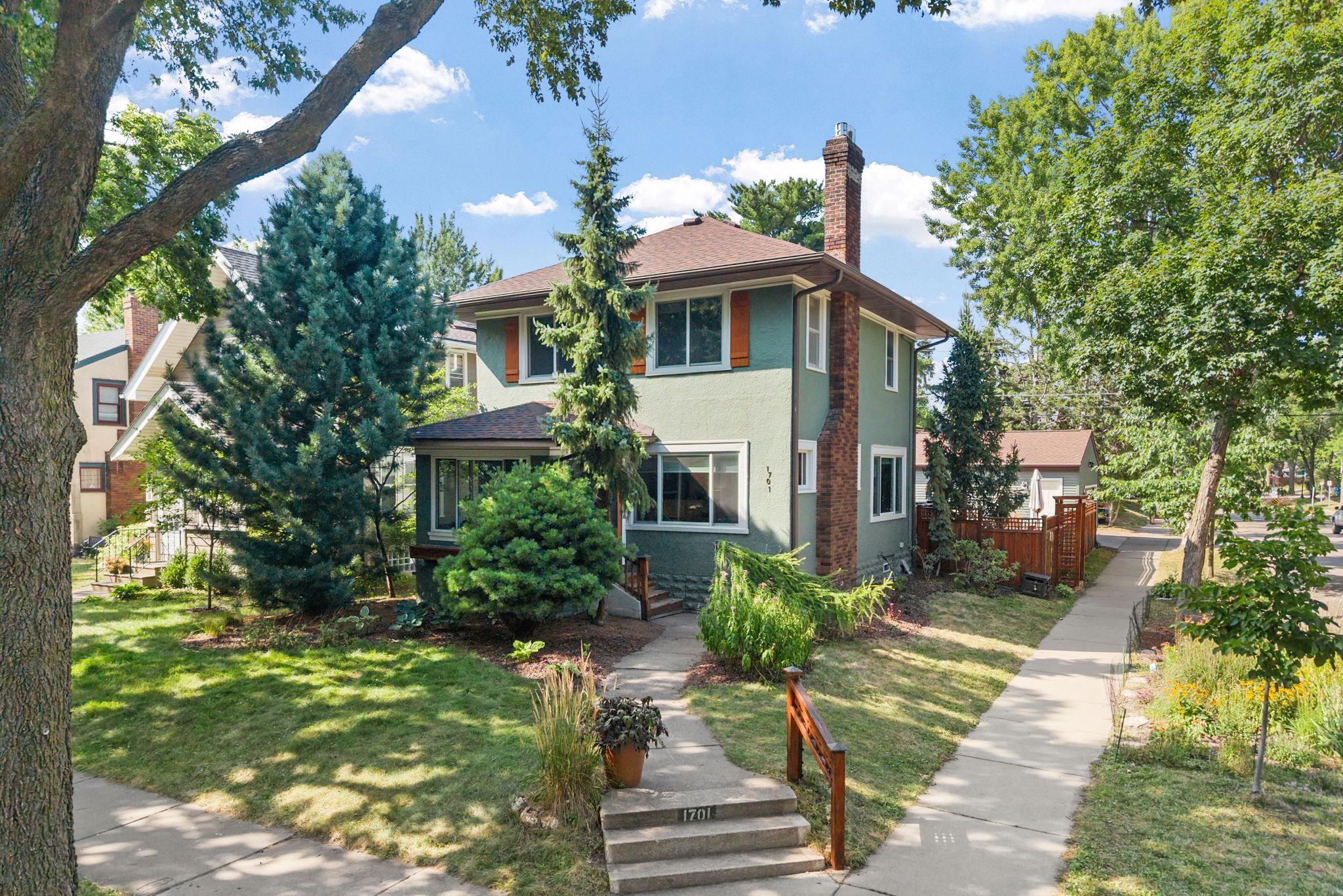 1701 Juliet Ave, Saint Paul, MN 55105