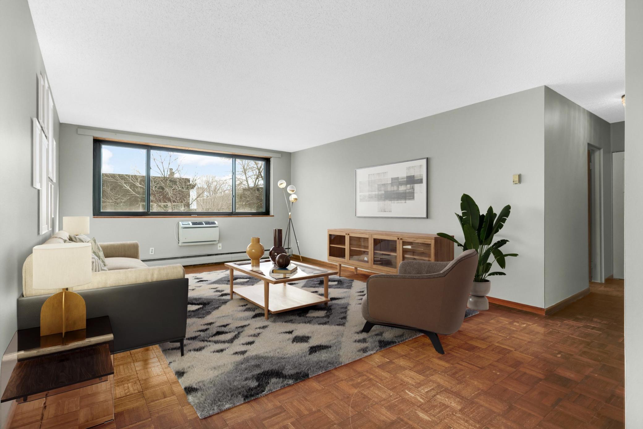 1912 Dupont Ave S #405, Minneapolis, MN 55403