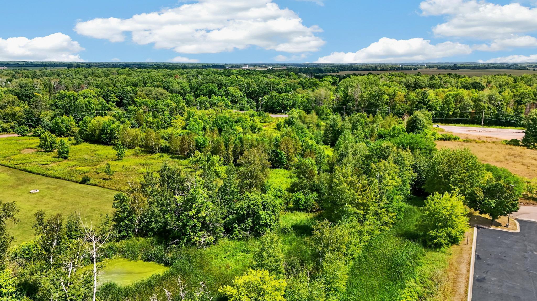 101 Morris Ave, Hinckley, MN 55037