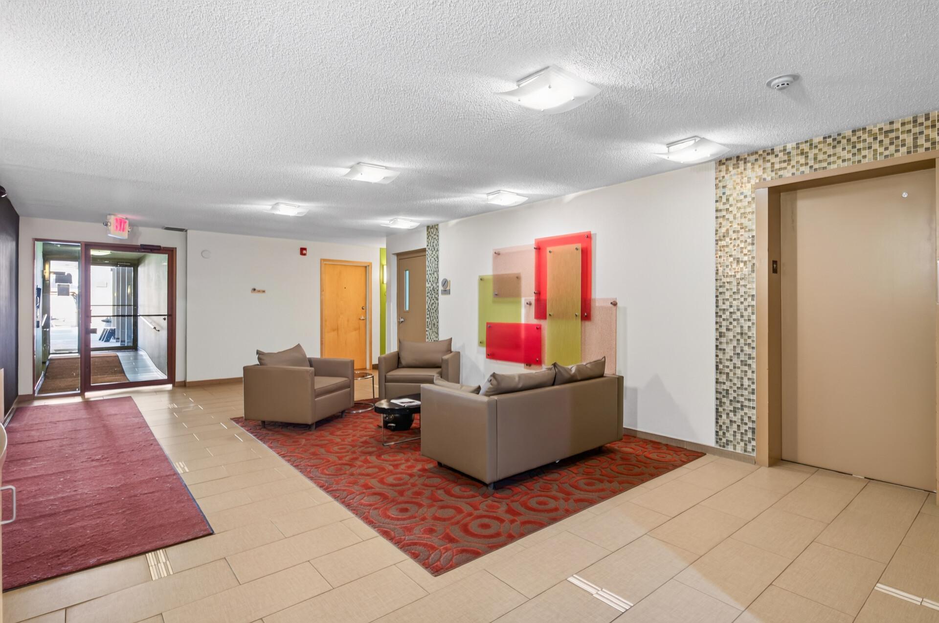 4820 Park Commons Dr #138, Saint Louis Park, MN 55416