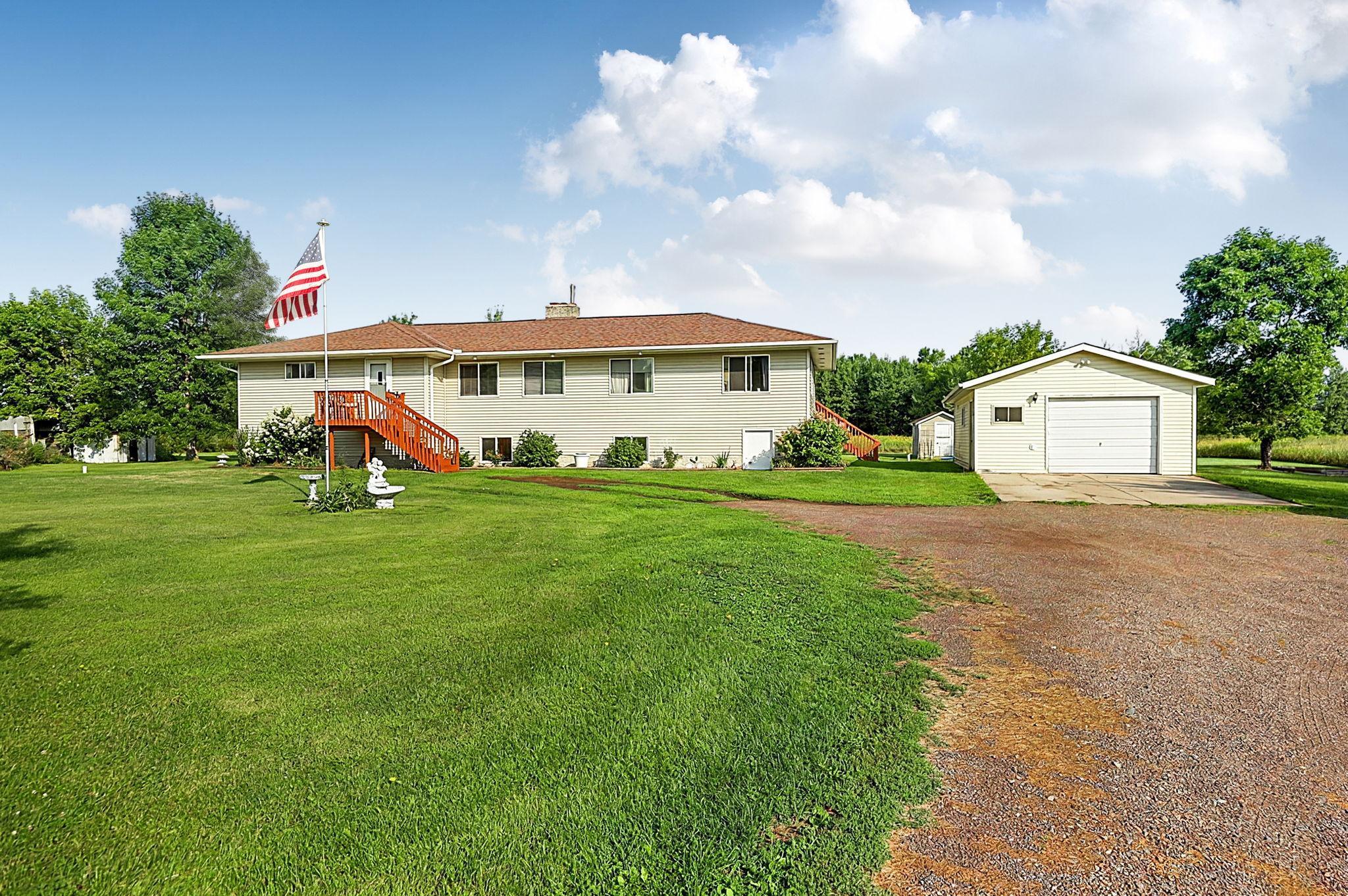 17311 Highway 23 NE, Oak Park, MN 56357