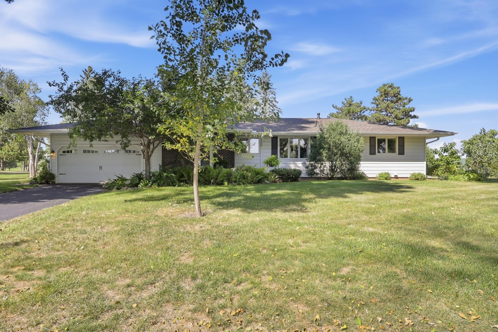 1828 16th St NW, Faribault, MN 55021