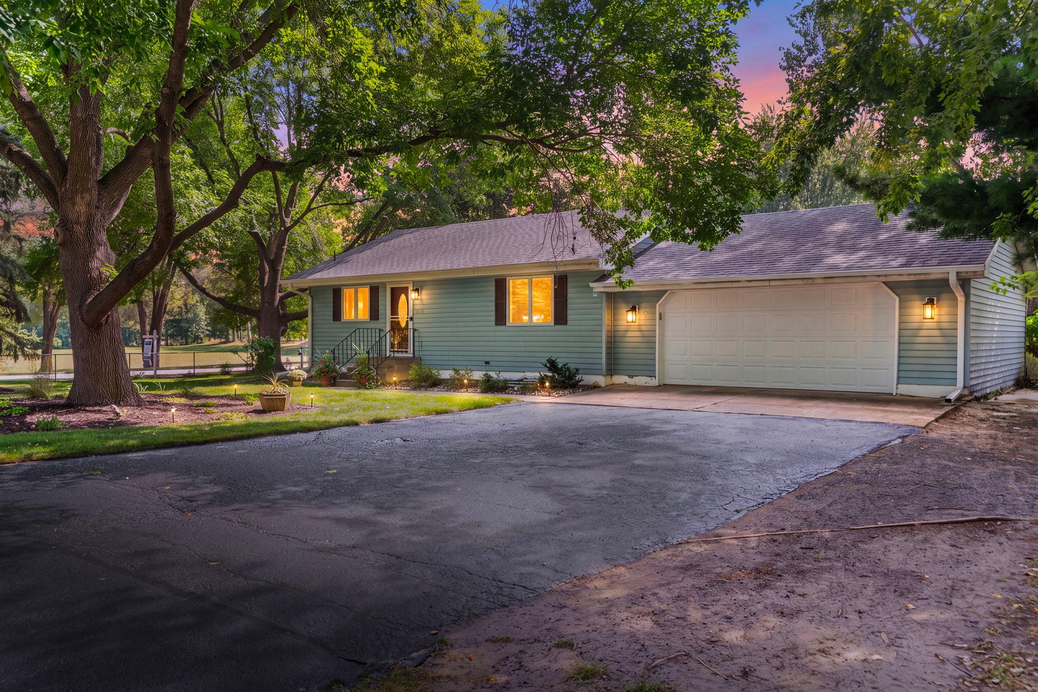 1770 Ridgewood Ave, White Bear Twp, MN 55110