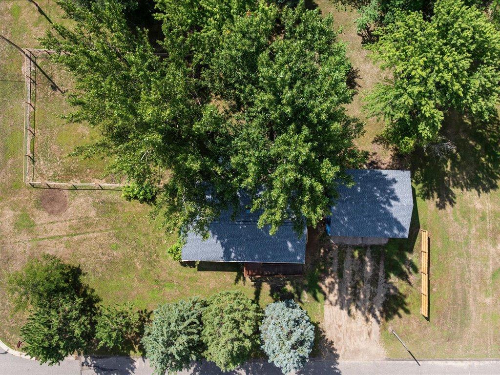 64 Cedar St E, Motley, MN 56466