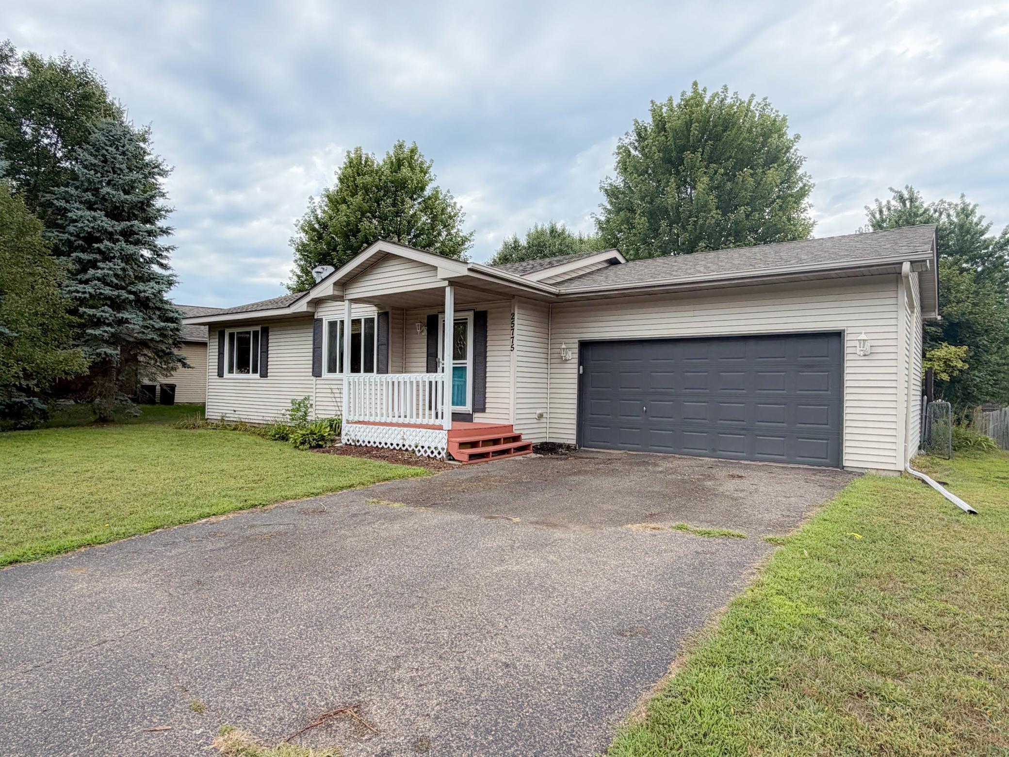 25775 10th St W, Zimmerman, MN 55398