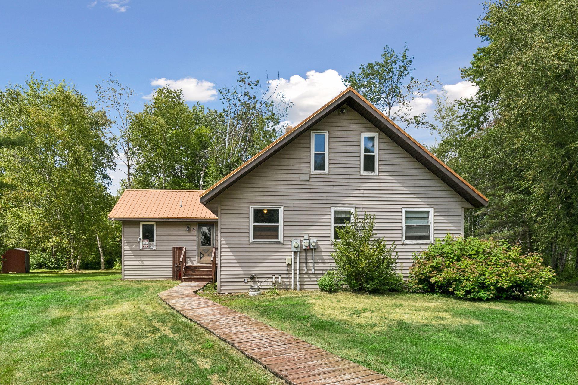 38653 Little Sand Rd, Hinckley, MN 55037