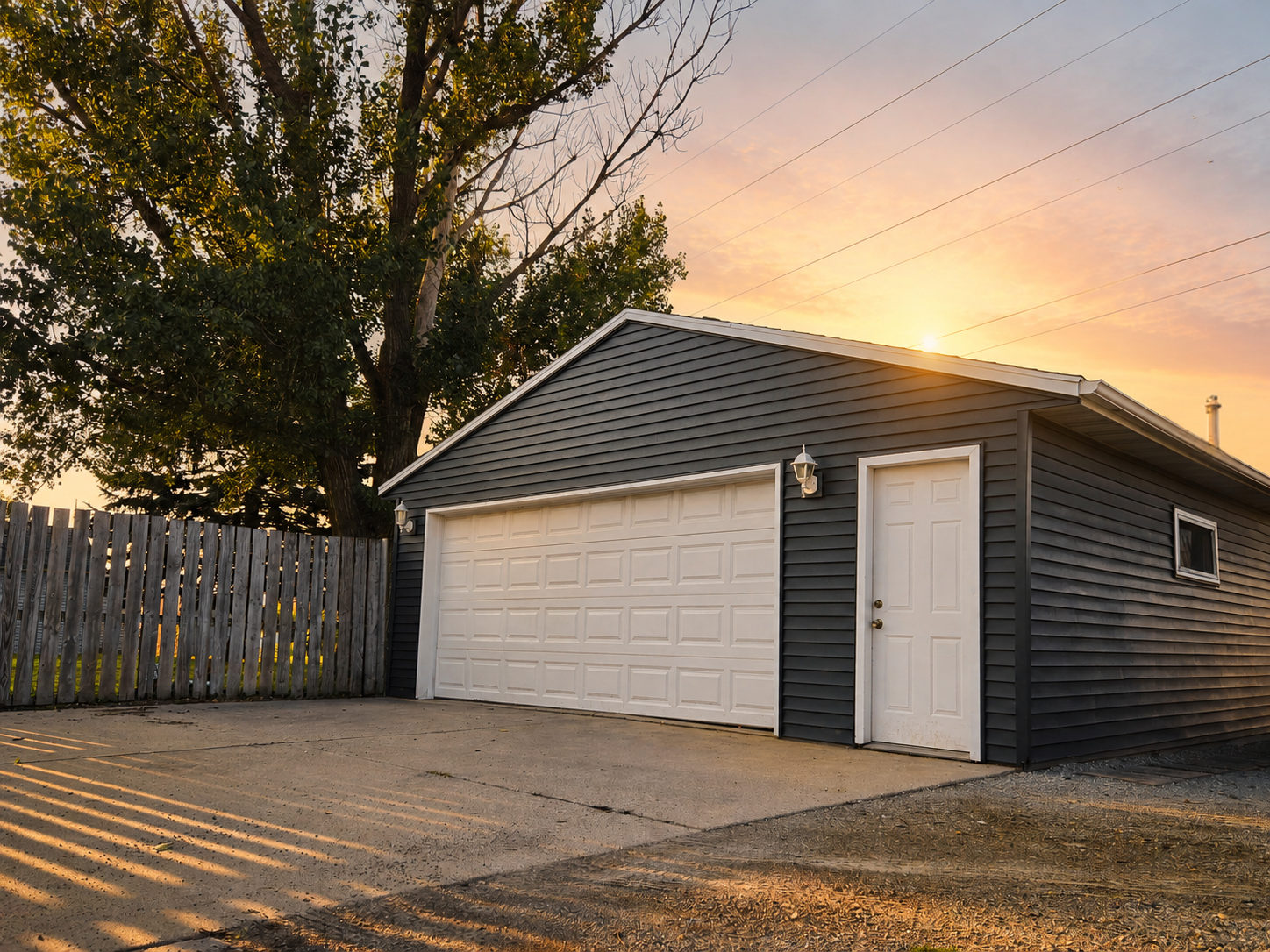 615 Elm Ave W, Waseca, MN 56093