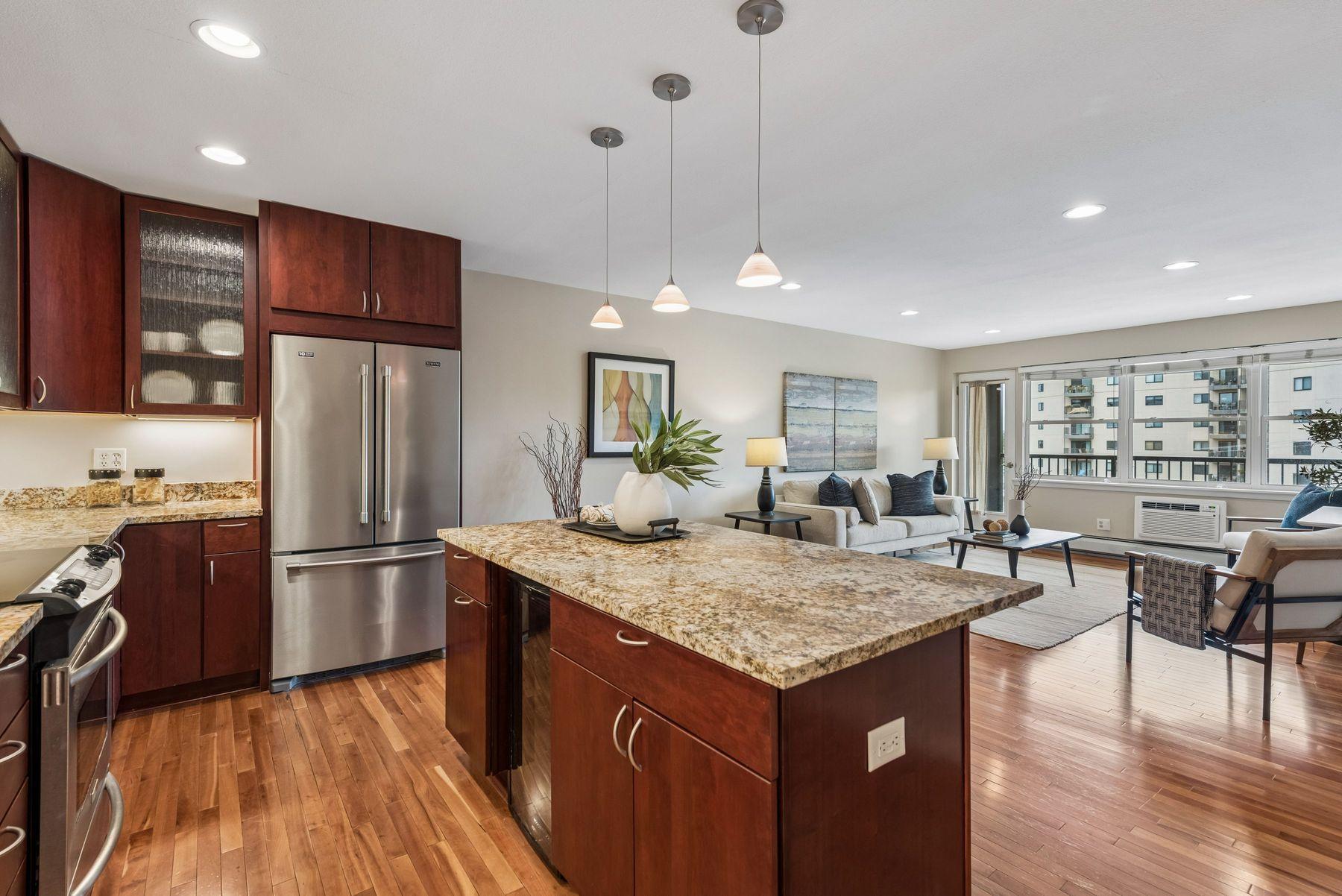 3150 Excelsior Blvd #401, Minneapolis, MN 55416
