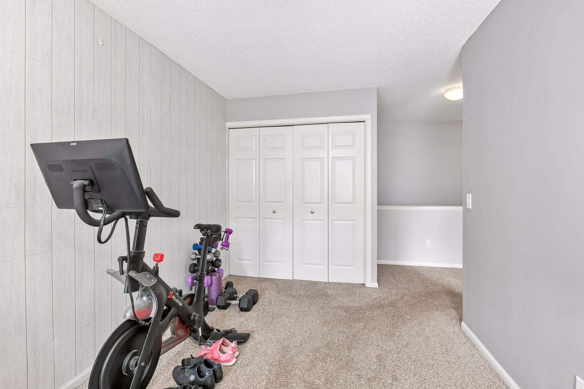 11489 Elmwood Ave N, Champlin, MN 55316