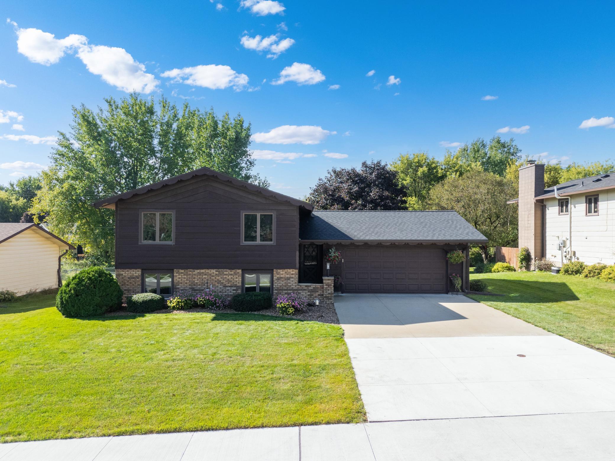 316 7th St NW, Byron, MN 55920